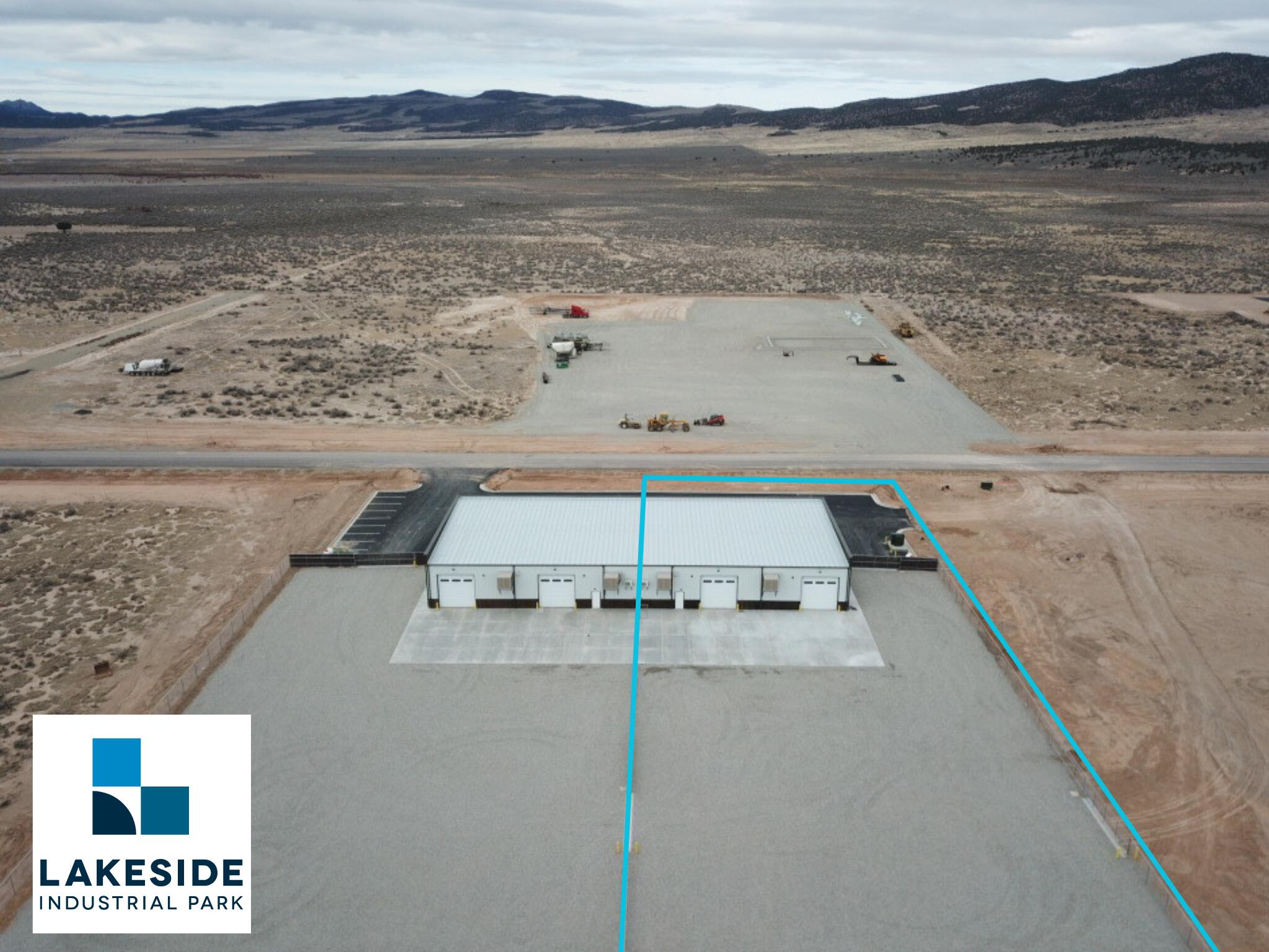 North side building and fenced yard space for rent. Space will be 4600 sq ft of building space + 400 sq ft of office space for 5000 sq ft total. Total shop sq footage is 10,000 sq ft. Includes small snack bar space. Overhead doors are 14ftx 14ft. $6500 per month. Available mid march-April1st 2026

Photos are similar to the shop that will be built. Lot lines are approximate.