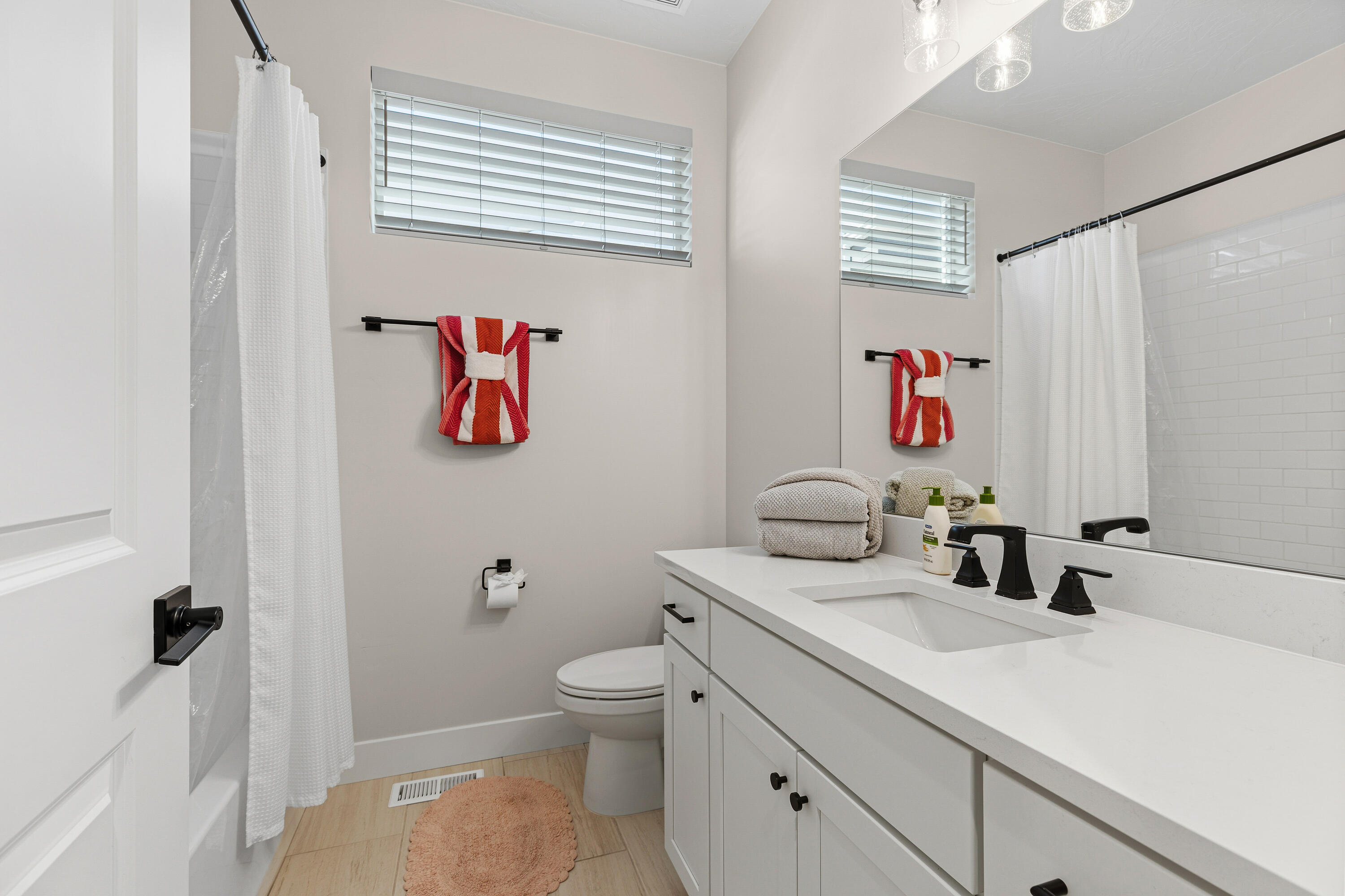 BLACK RIDGE COVE - Residential