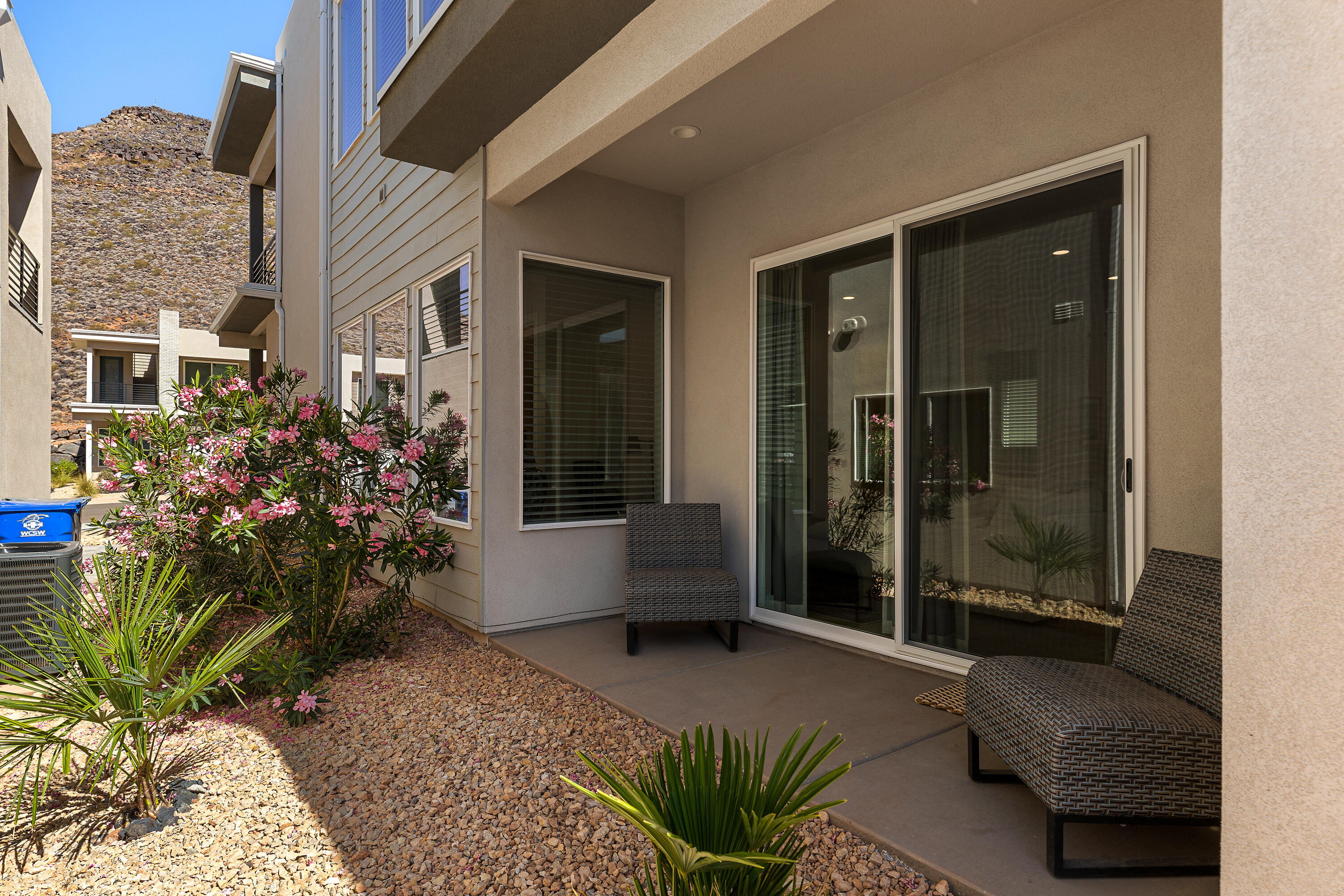 BLACK RIDGE COVE - Residential