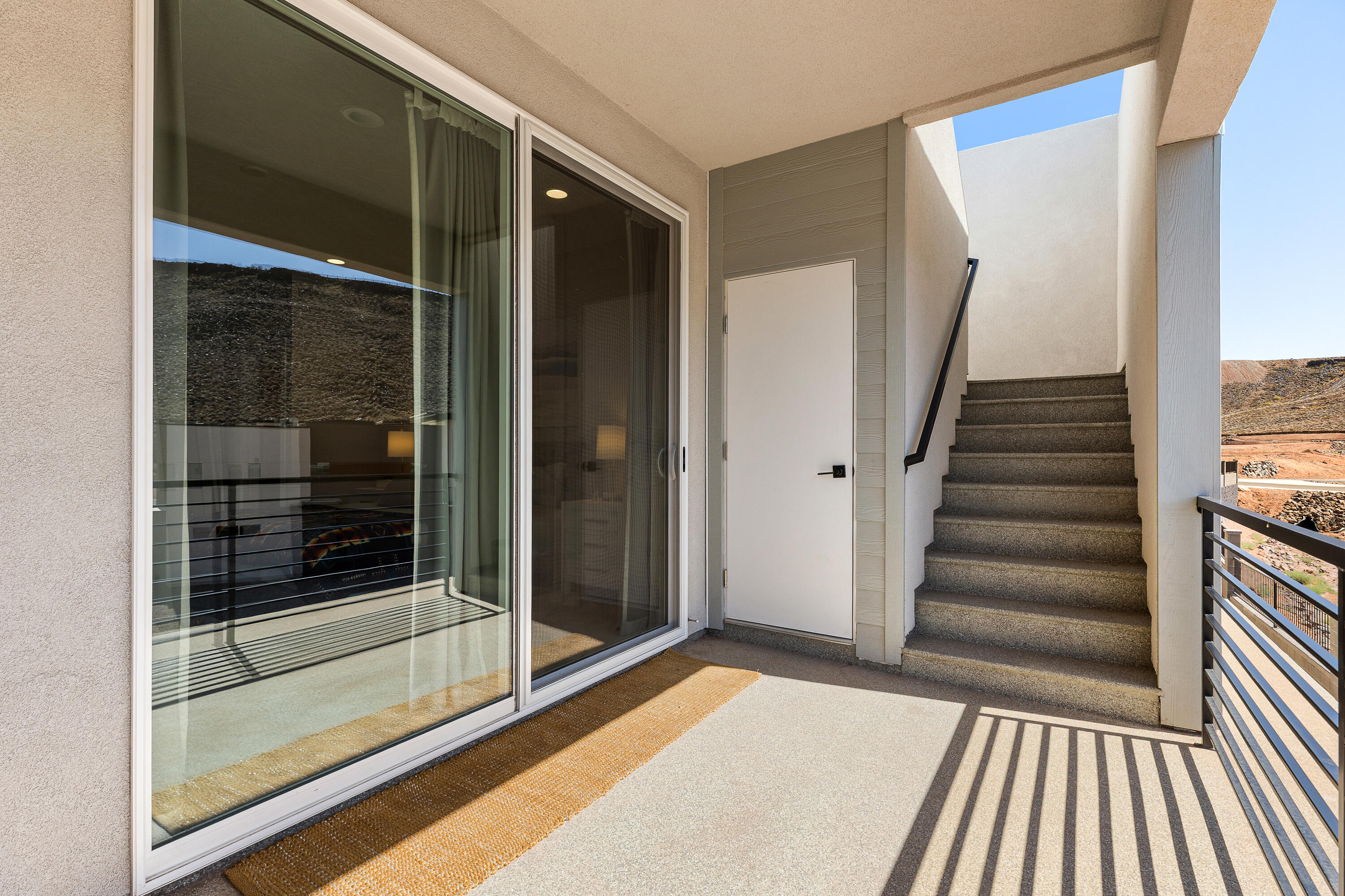 BLACK RIDGE COVE - Residential