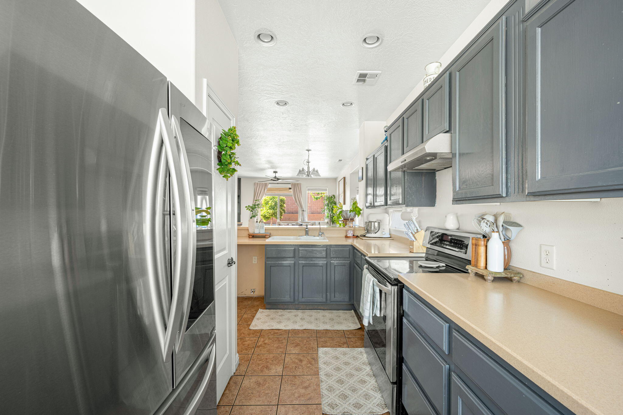 CORAL CANYON - Residential