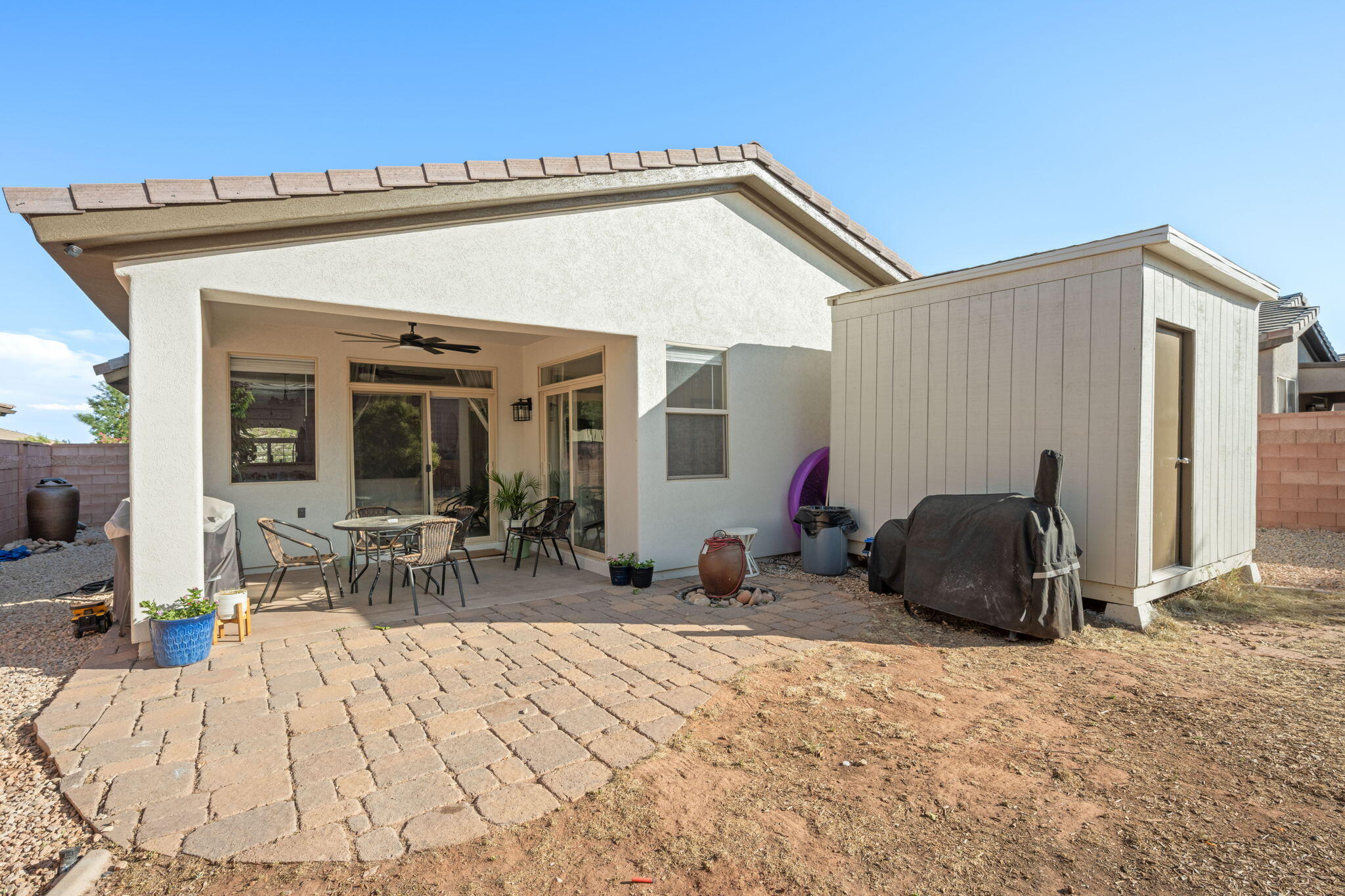 CORAL CANYON - Residential