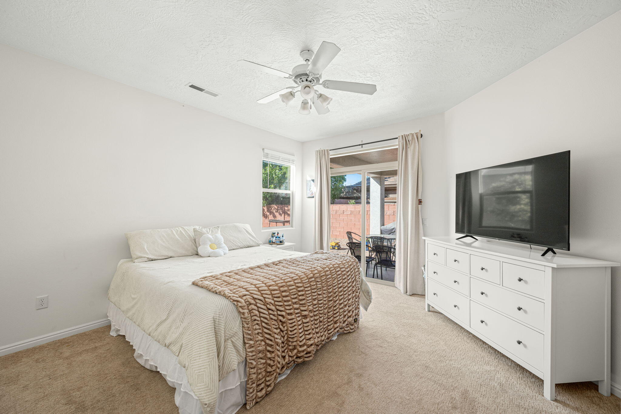 CORAL CANYON - Residential