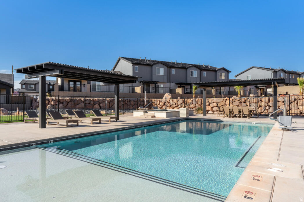 RISE AT CORAL CANYON - Residential