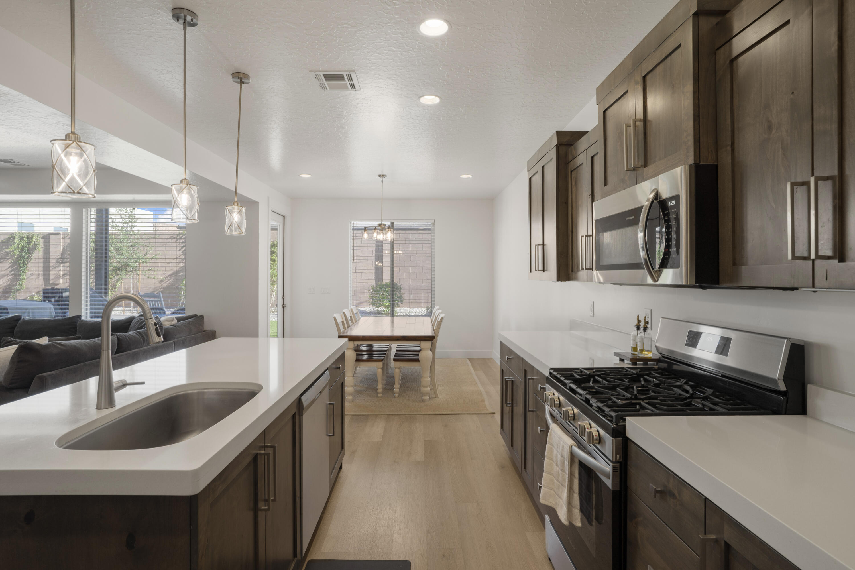 RED PINE - Residential