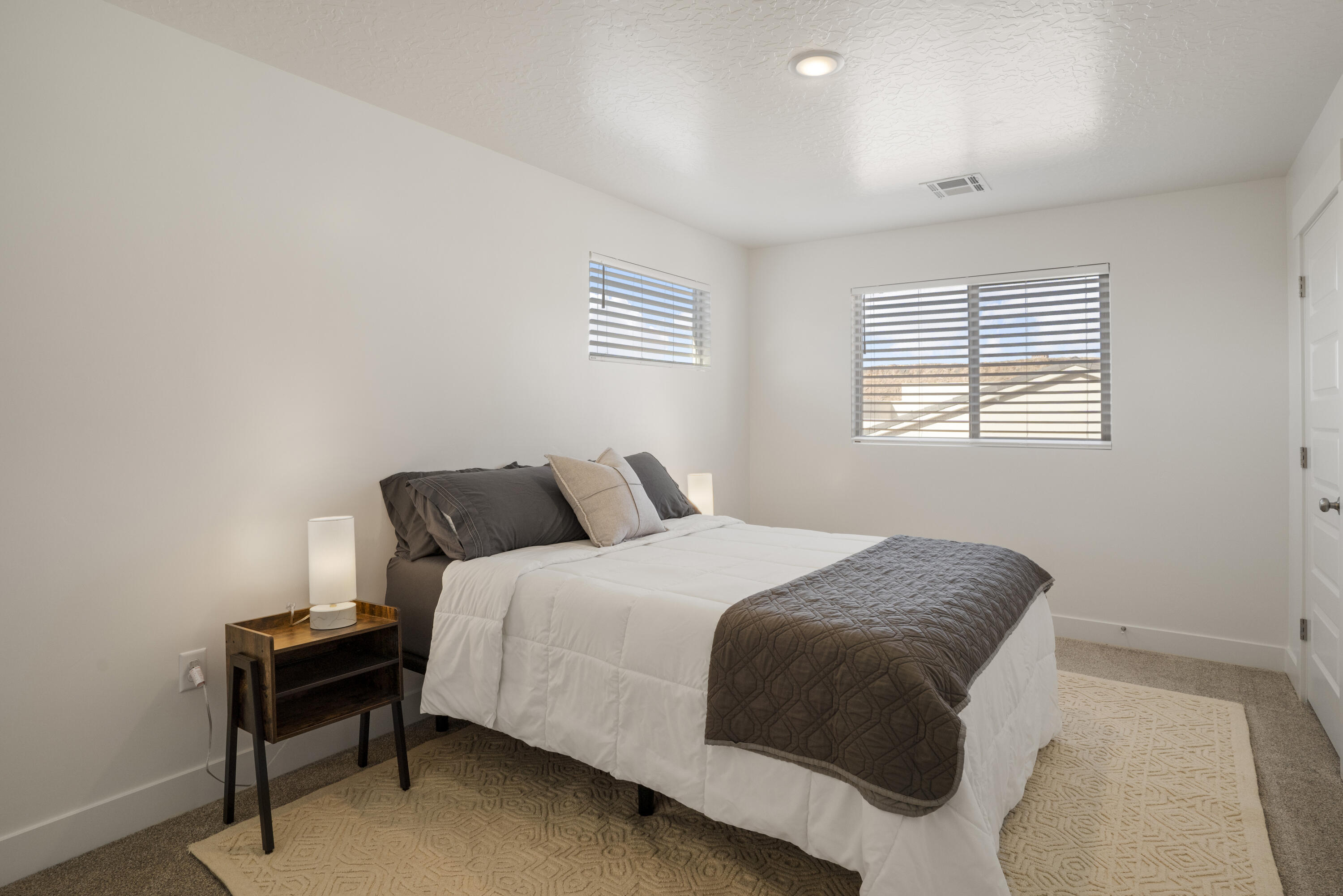 RED PINE - Residential