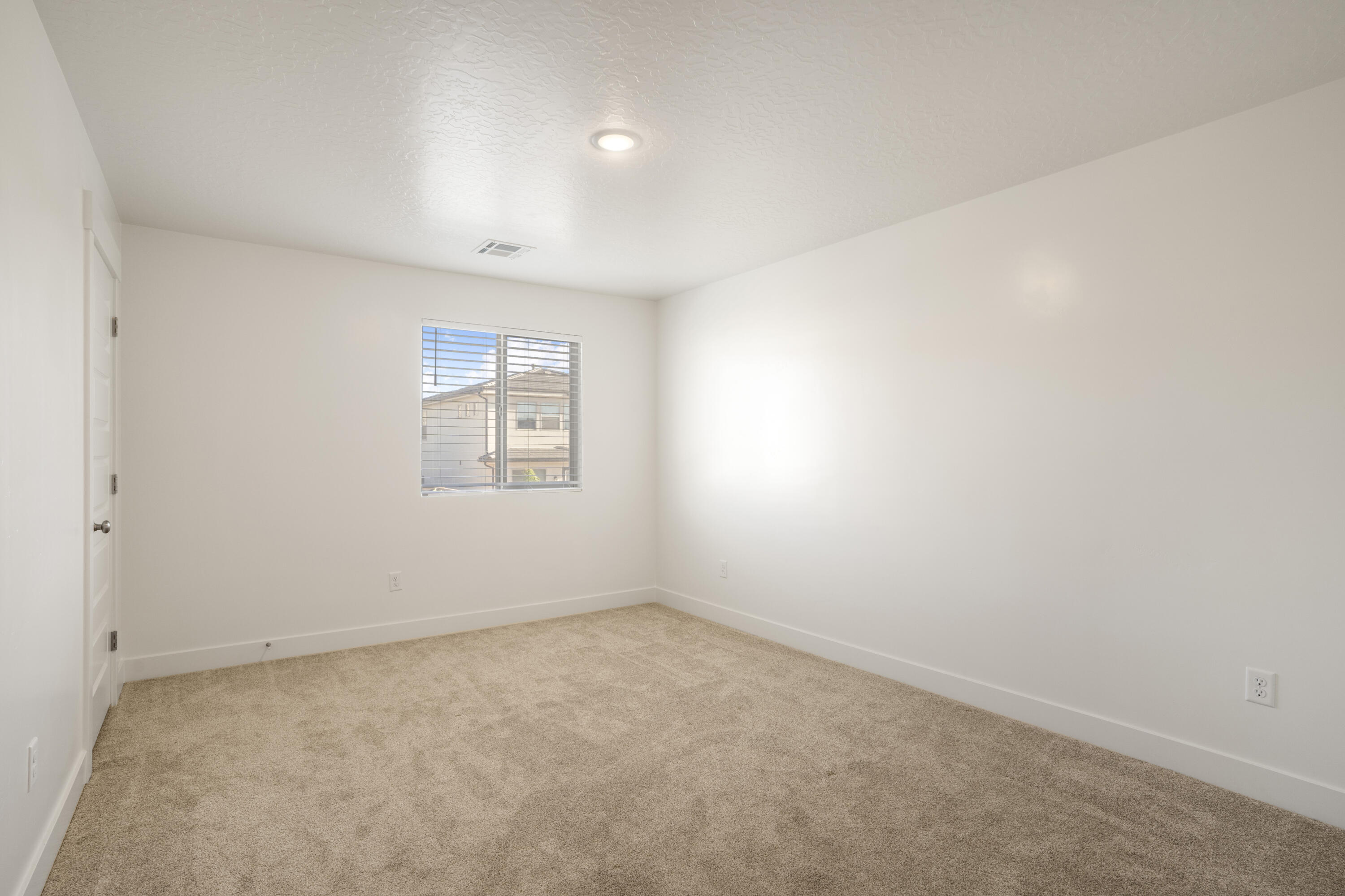 RED PINE - Residential