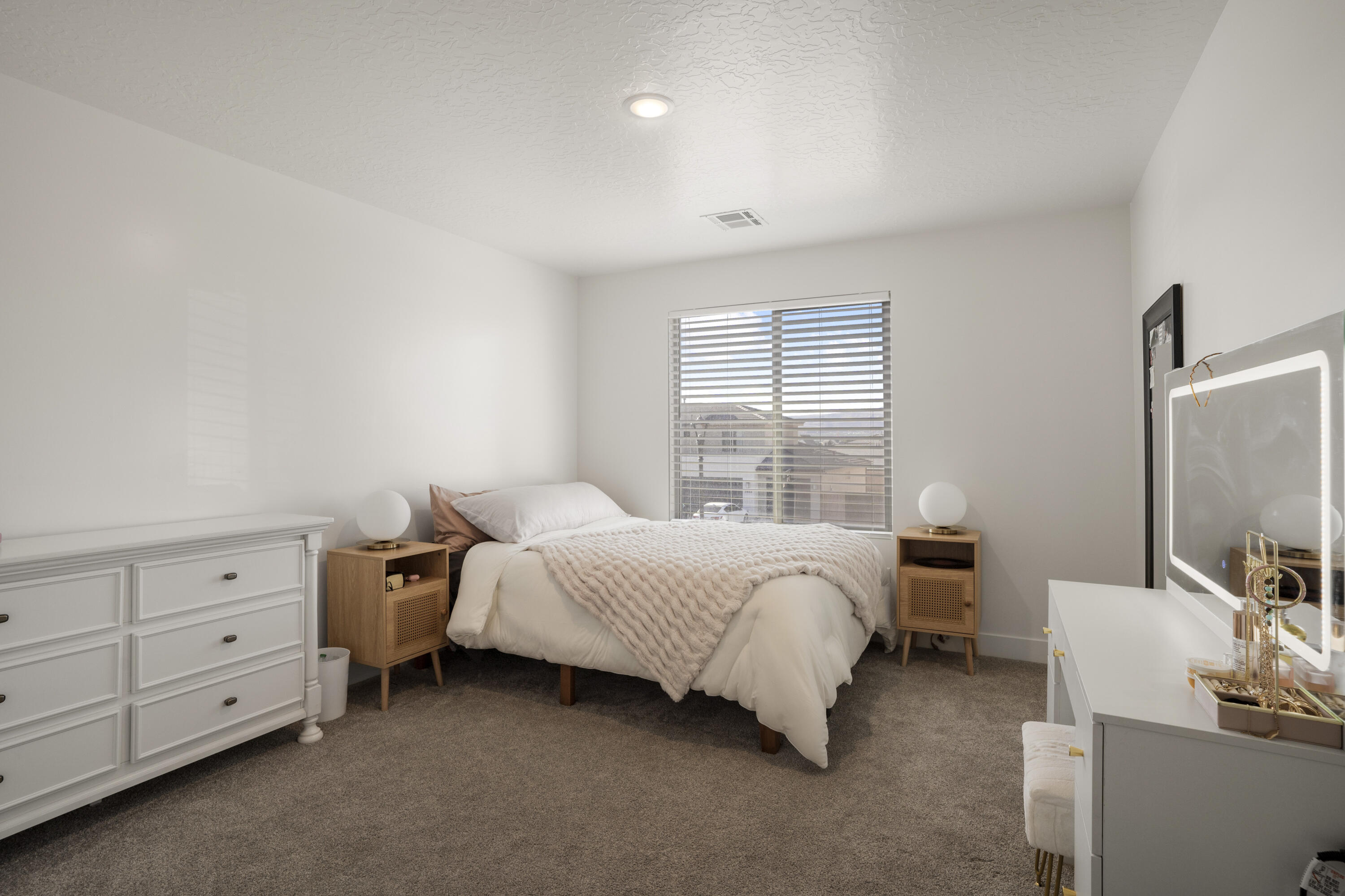 RED PINE - Residential