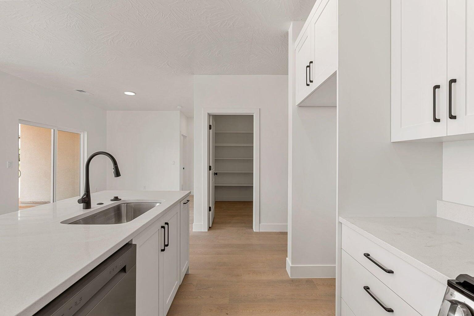 DIXIE HEIGHTS - Residential