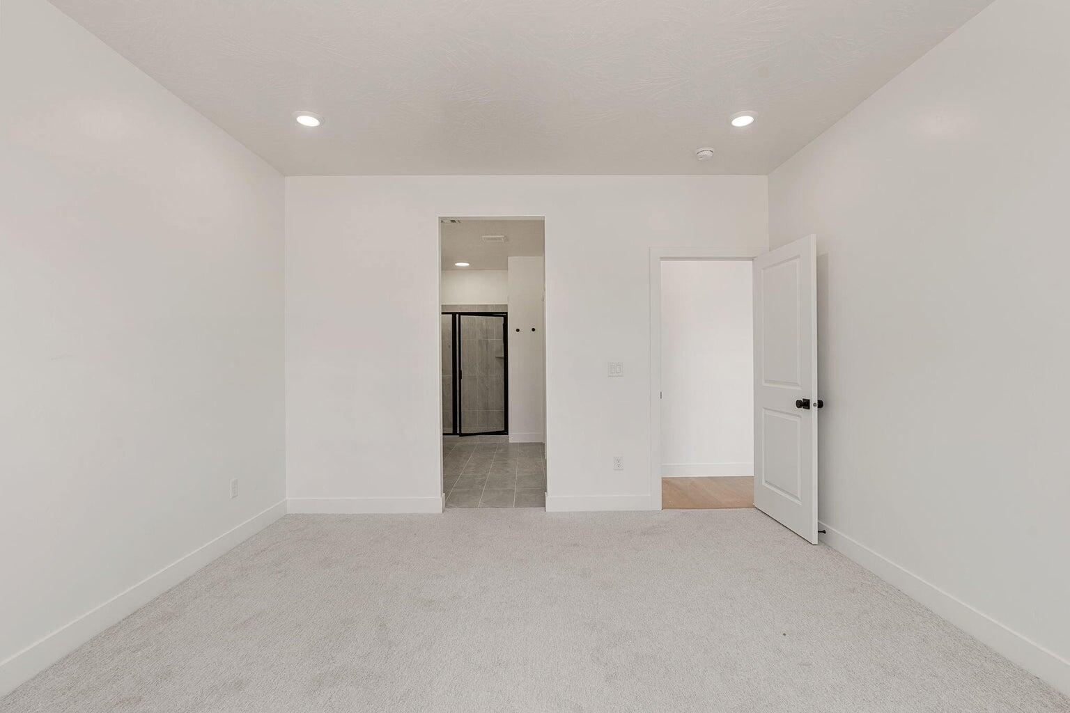 DIXIE HEIGHTS - Residential