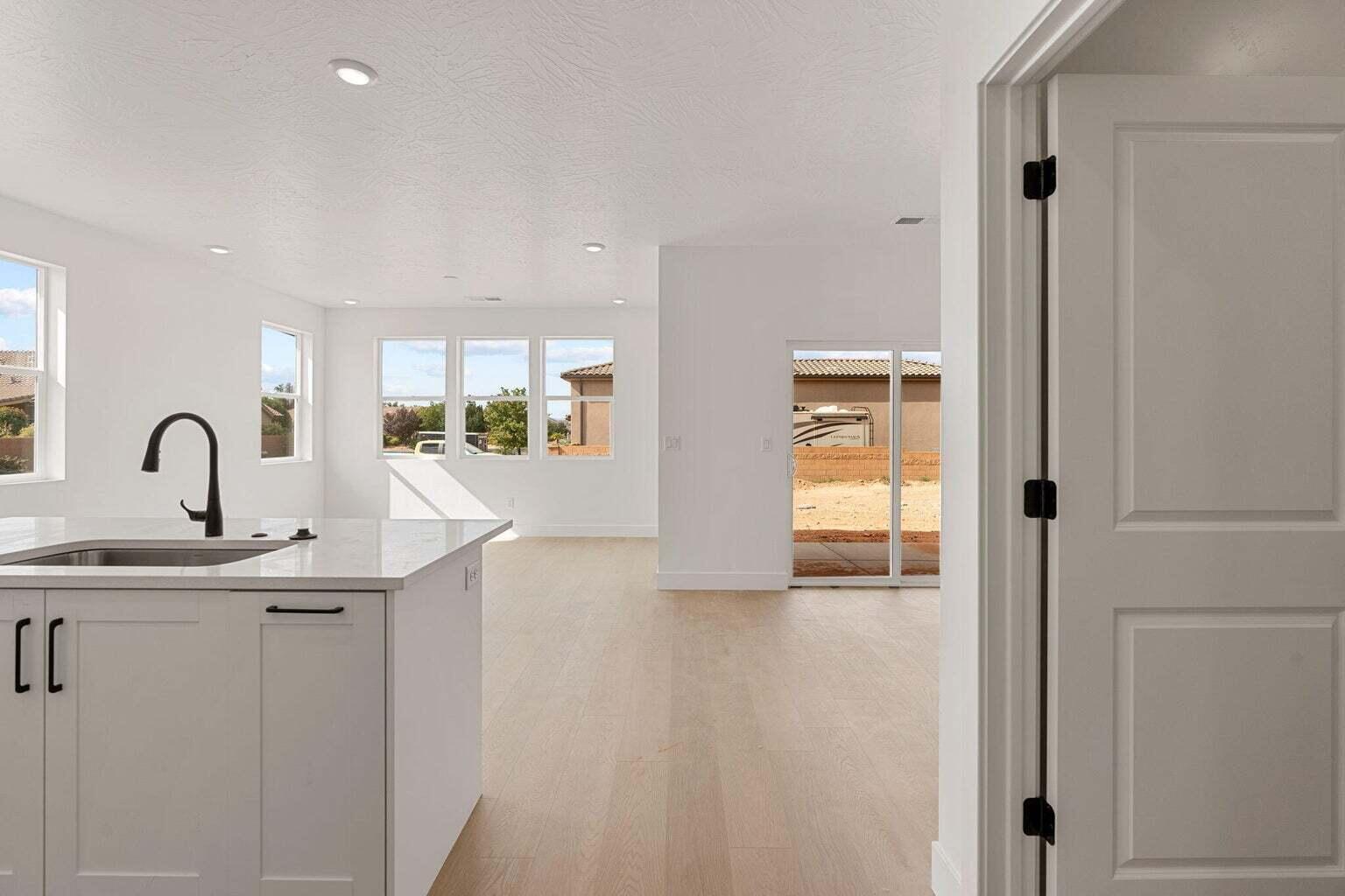 DIXIE HEIGHTS - Residential
