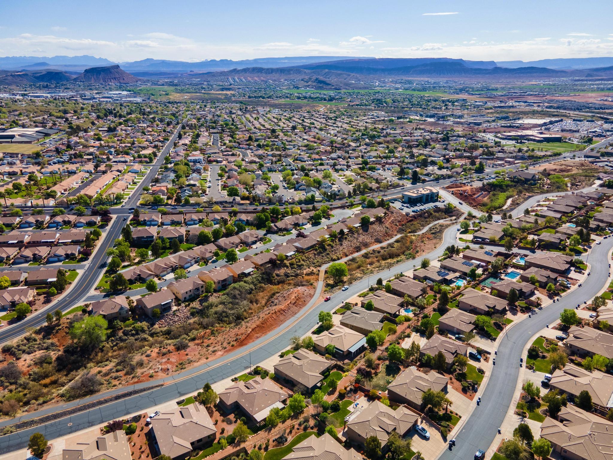 PRIMROSE POINT - Residential