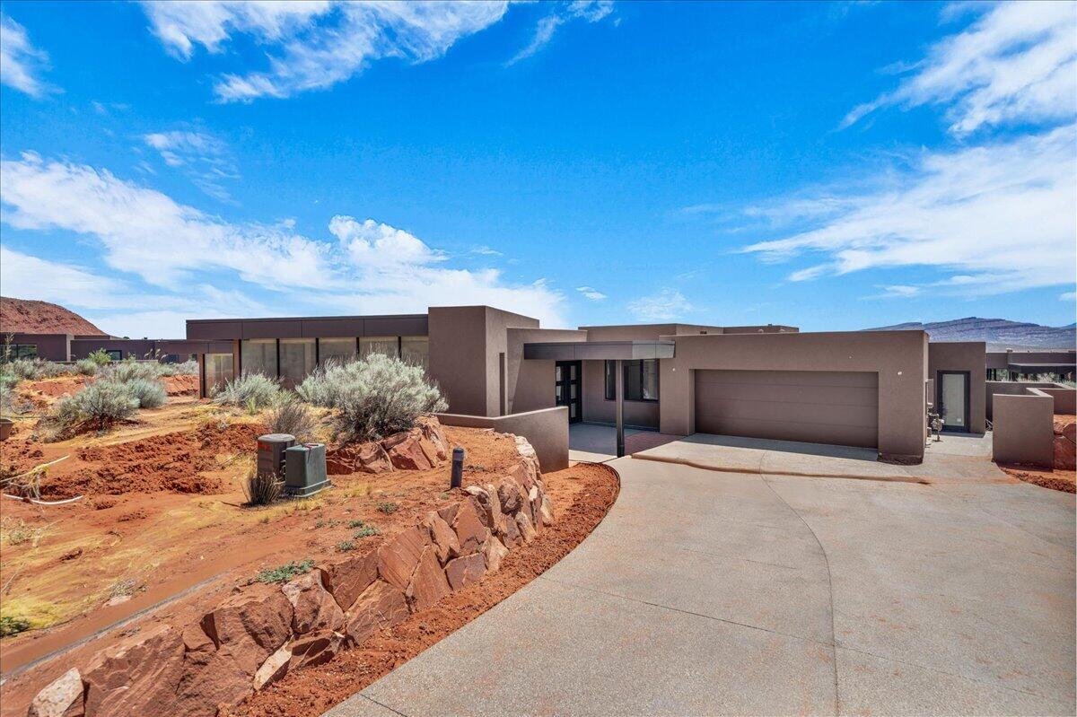 TAVIAWK - Residential