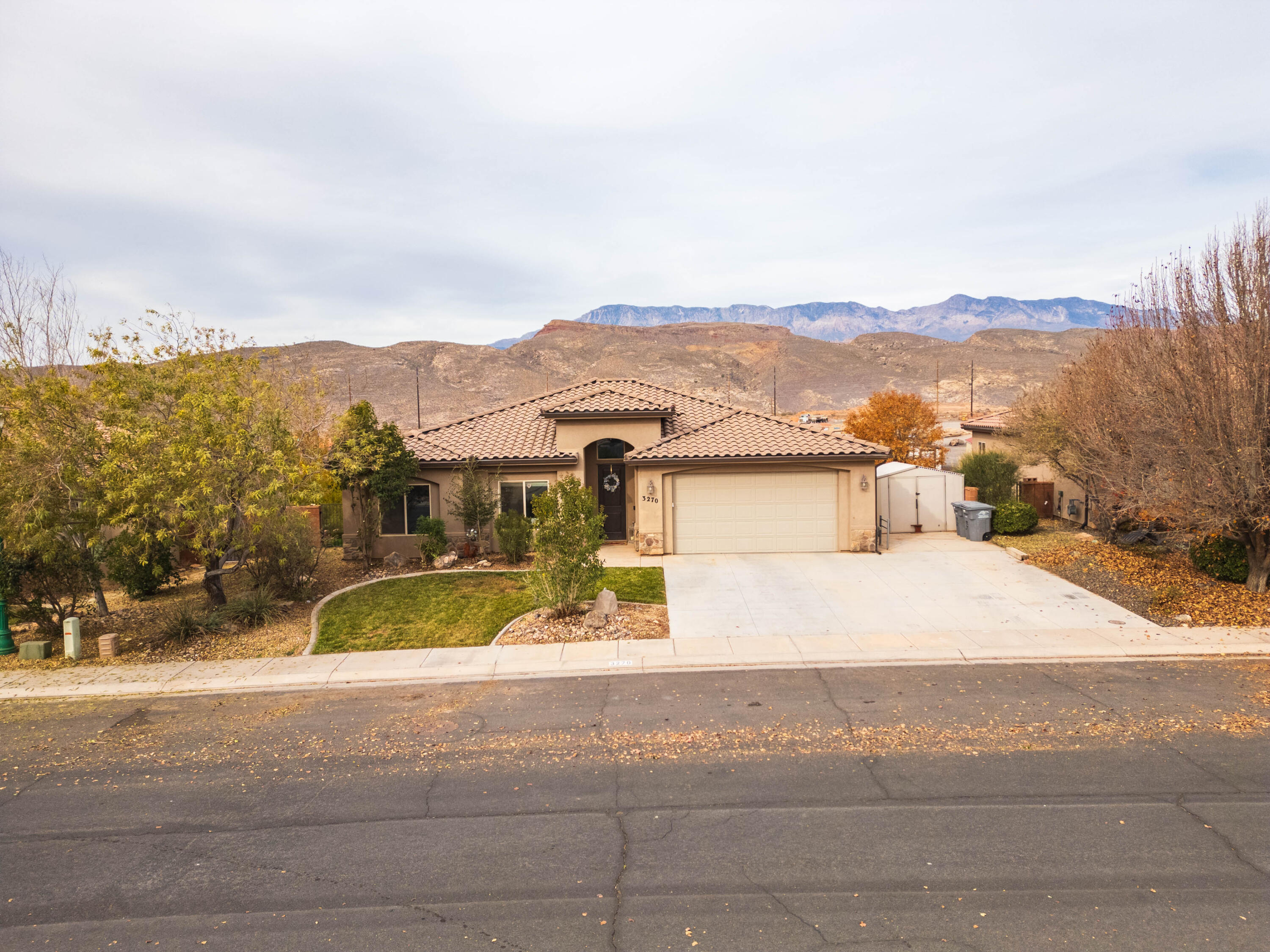 Beautiful 6BR/3BA home in Coronado Ridge! This 2,898 sq ft property features an open floor plan with tall ceilings, granite countertops, and a finished basement for extra living space. Enjoy the mountain view from the deck, patio, or great room, perfect for entertaining or relaxing at sunset. Built in 2015, this home includes a 2-car garage, RV parking and quality finishes throughout. Located minutes from Sand Hollow and Quail Creek Reservoirs, trails, off roading, and outdoor activities it offers the ideal blend of comfort and adventure. Move-in now and don't miss this opportunity! Sellers are offering a $5,000.00 paint and/or flooring allowance.