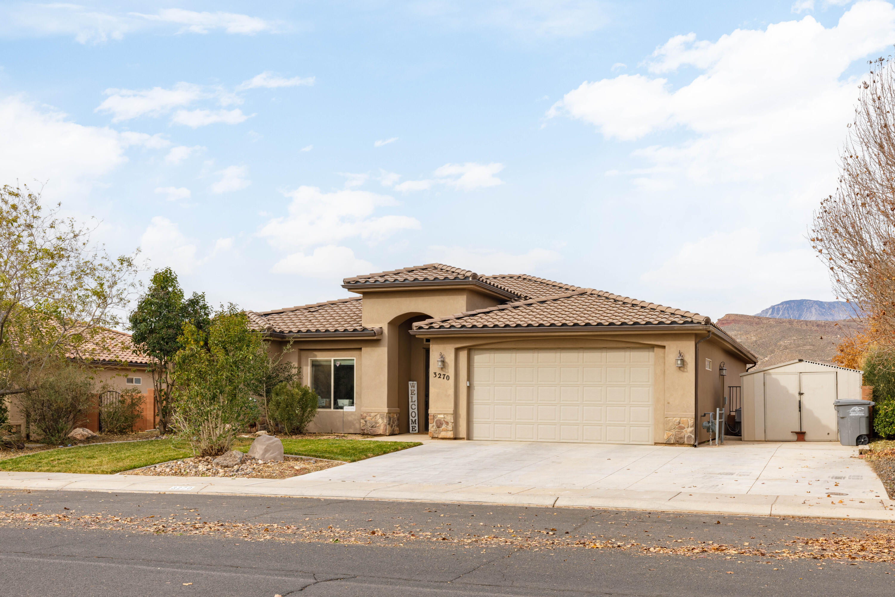 CORONADO RIDGE - Residential