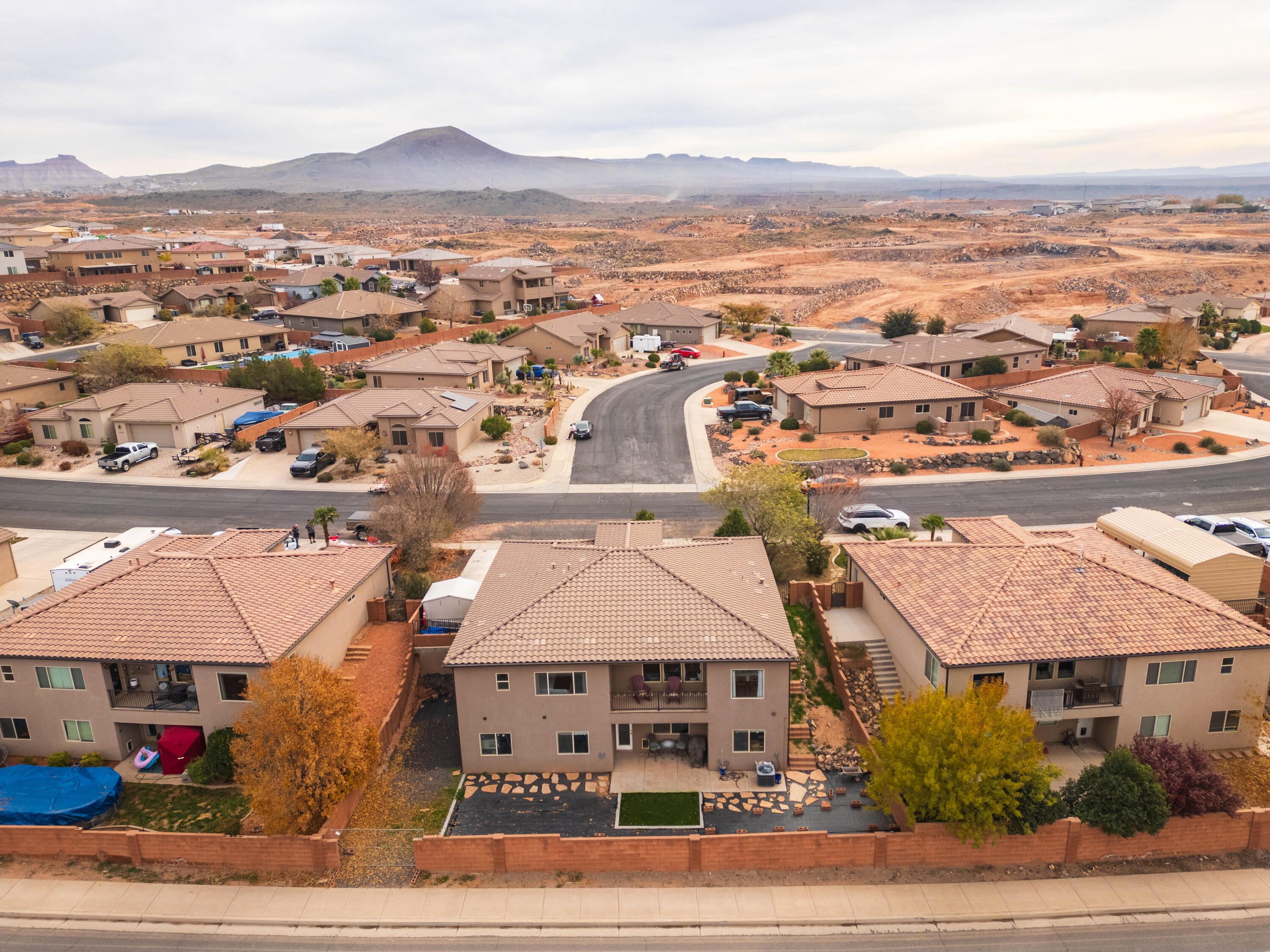 CORONADO RIDGE - Residential