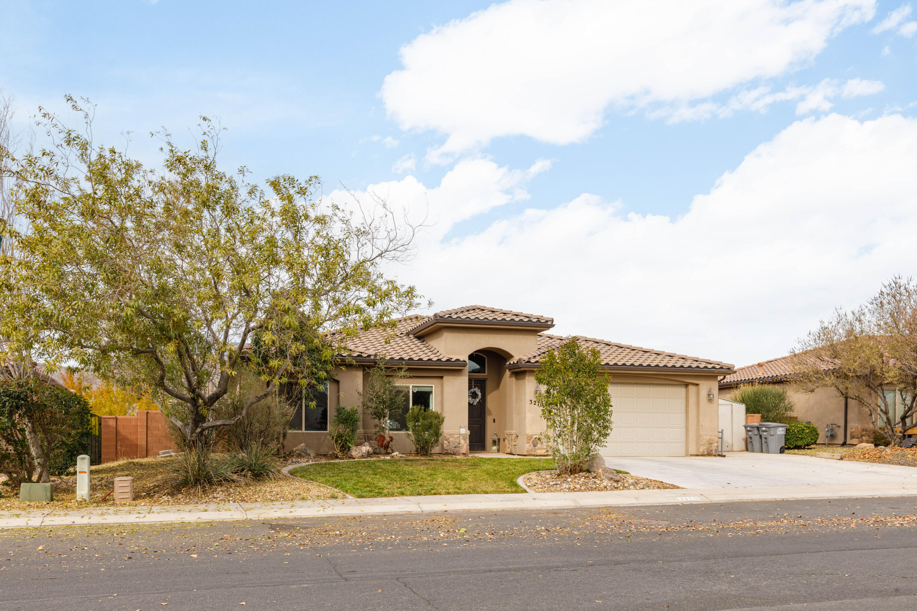CORONADO RIDGE - Residential