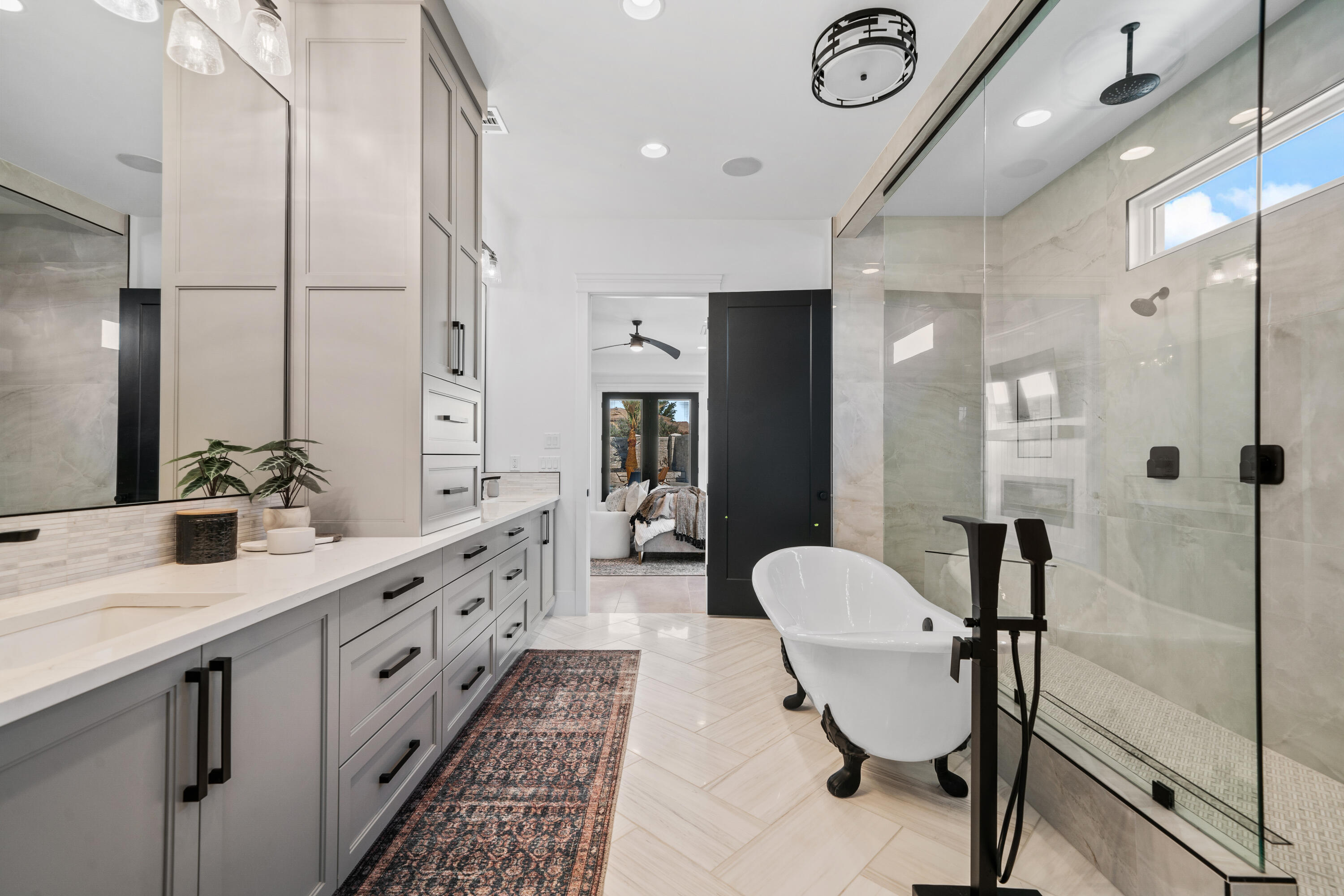 HAWKEYE POINTE SUB - Residential