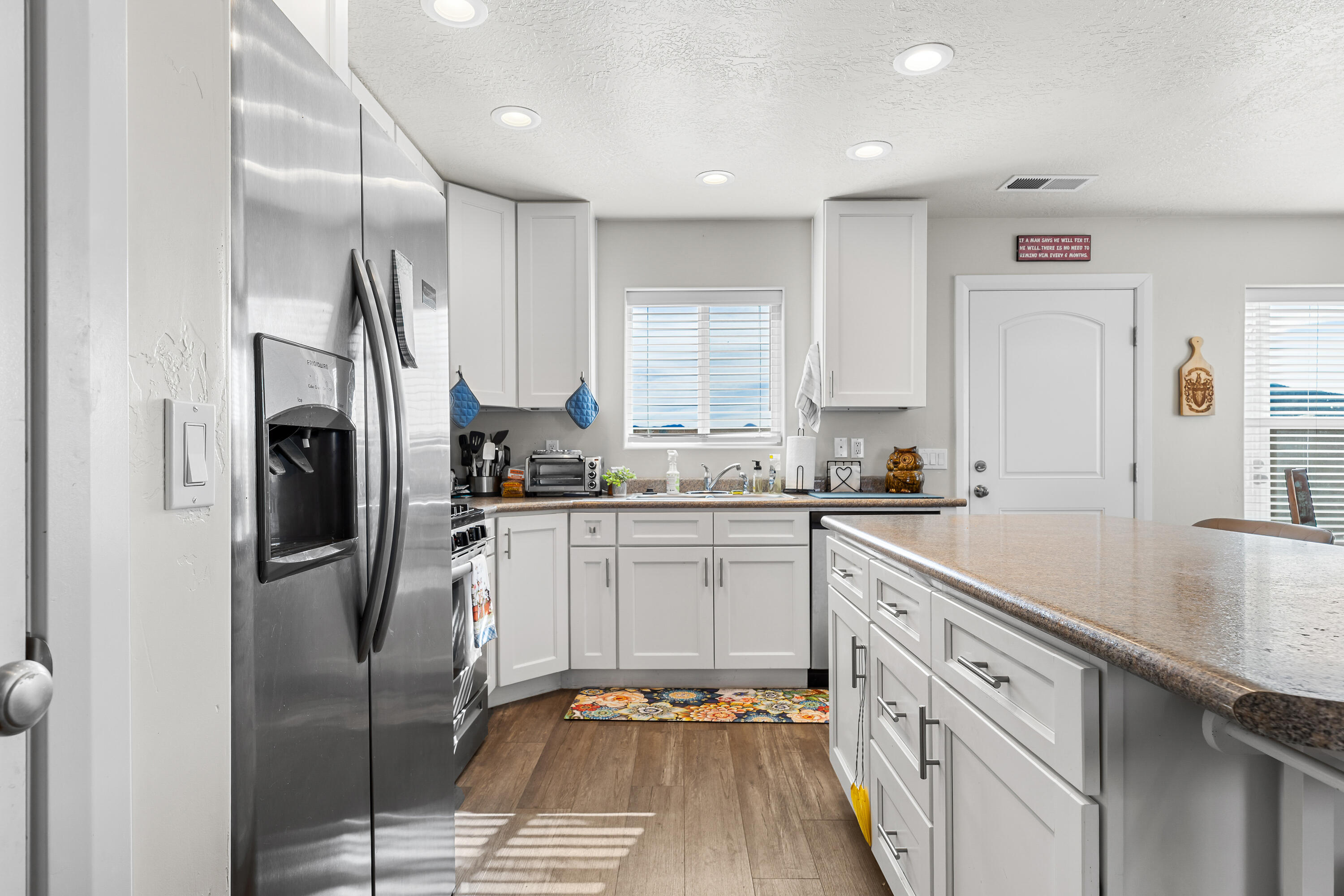 ENTERPRISE VALLEY VIEW ESTATES - Residential