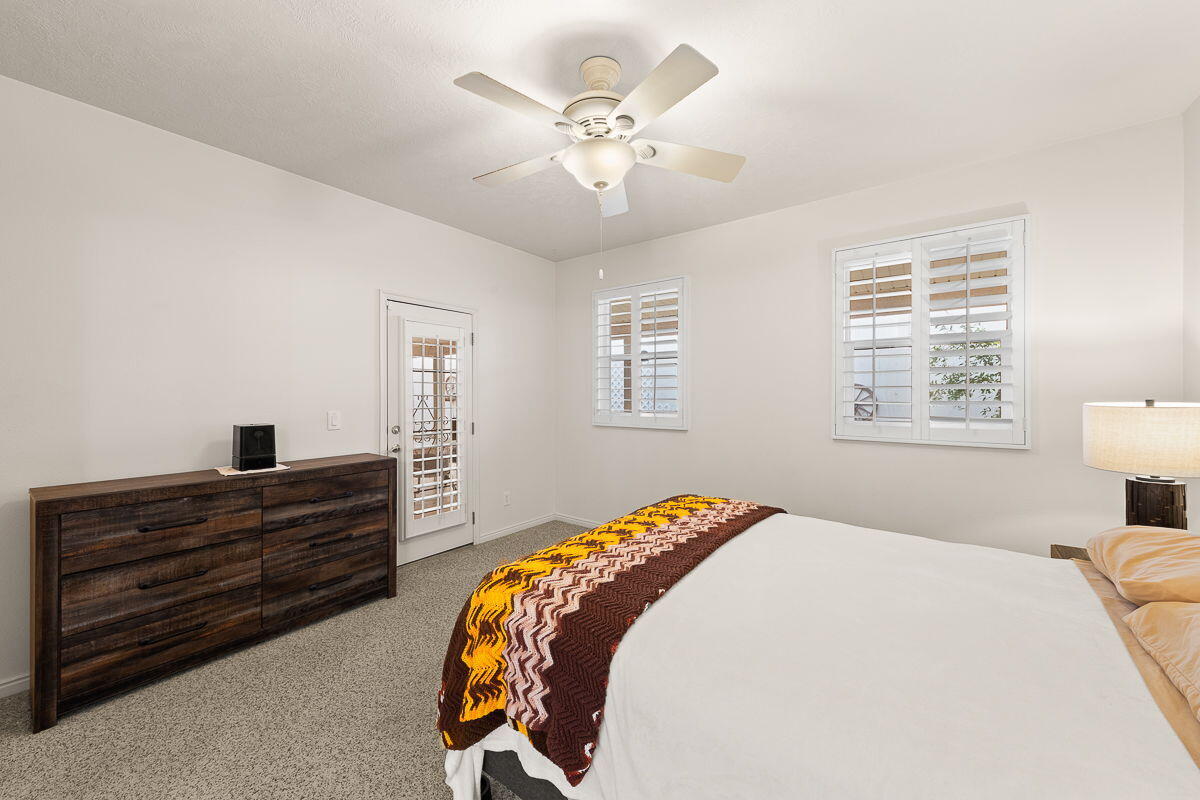 RIDGEPOINTE - Residential