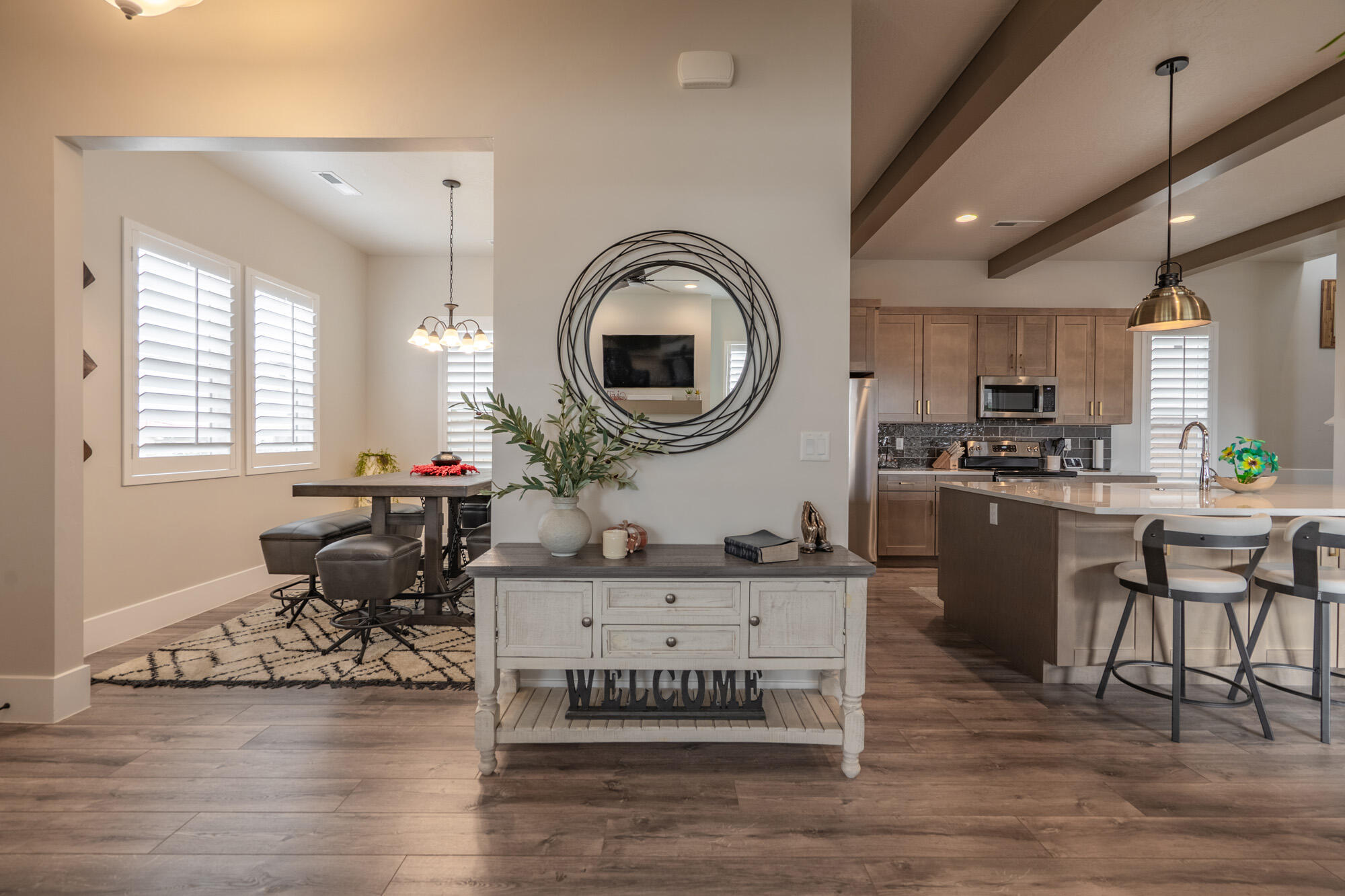 DESERT COLOR AUBURN HILLS - Residential