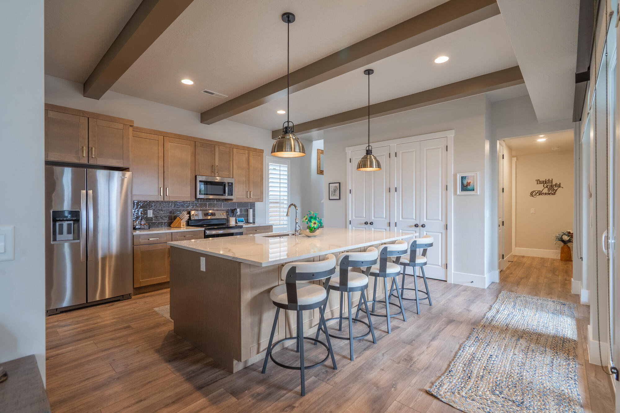 DESERT COLOR AUBURN HILLS - Residential