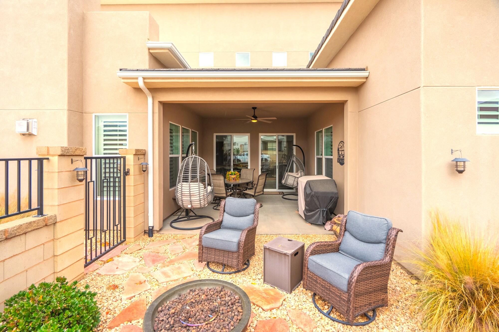 DESERT COLOR AUBURN HILLS - Residential