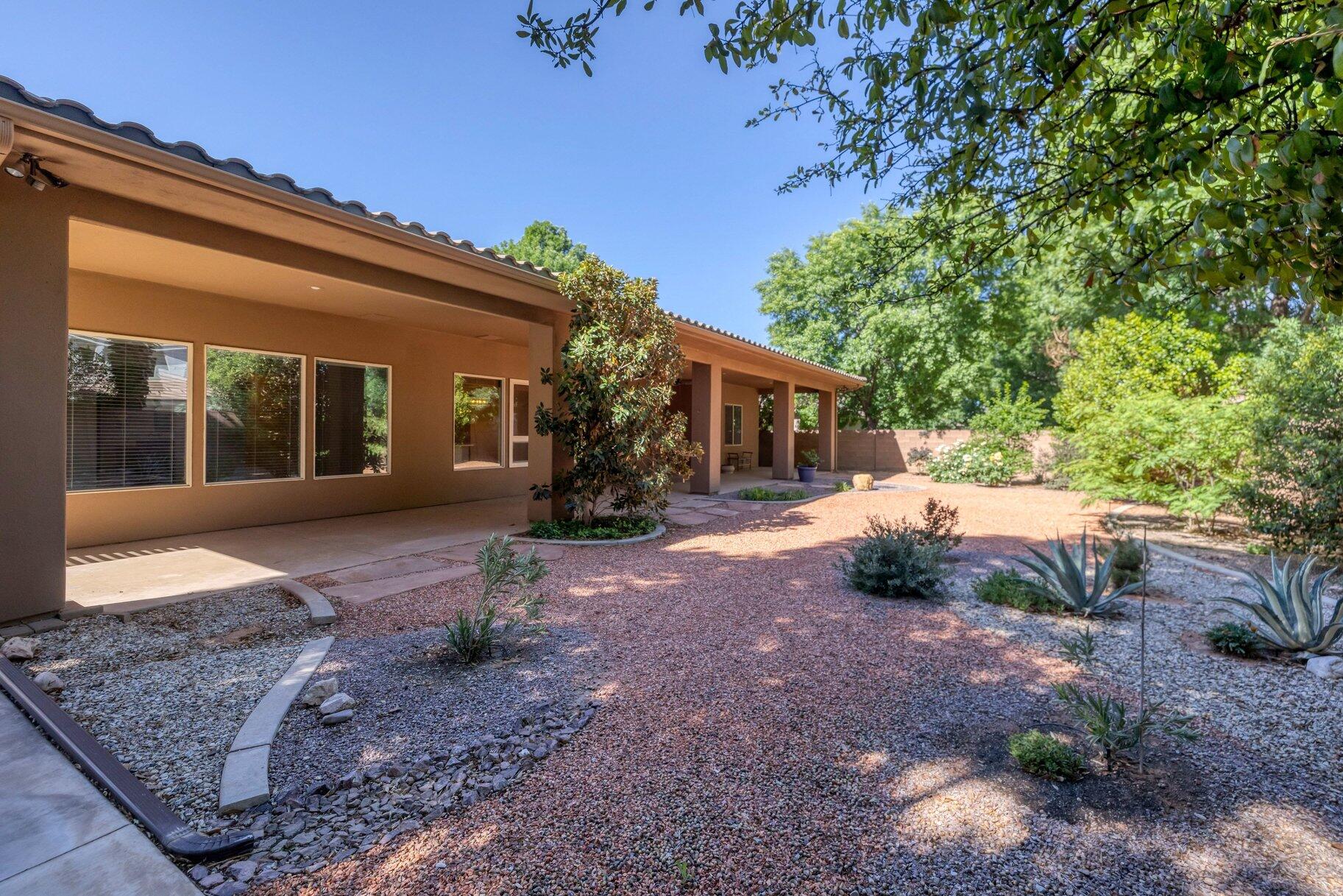 HERITAGE FIELDS - Residential