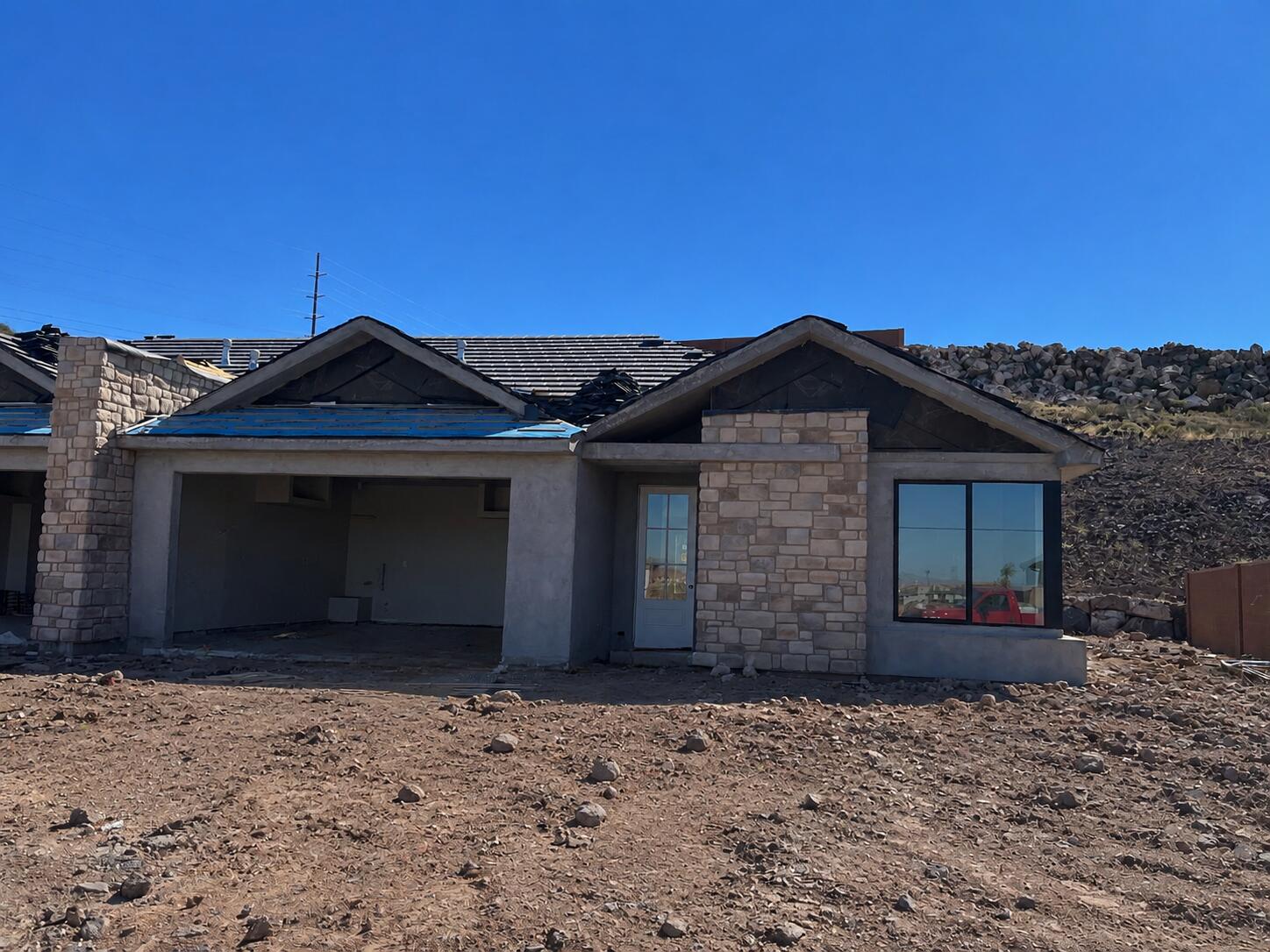 PAINTED SANDS - Residential