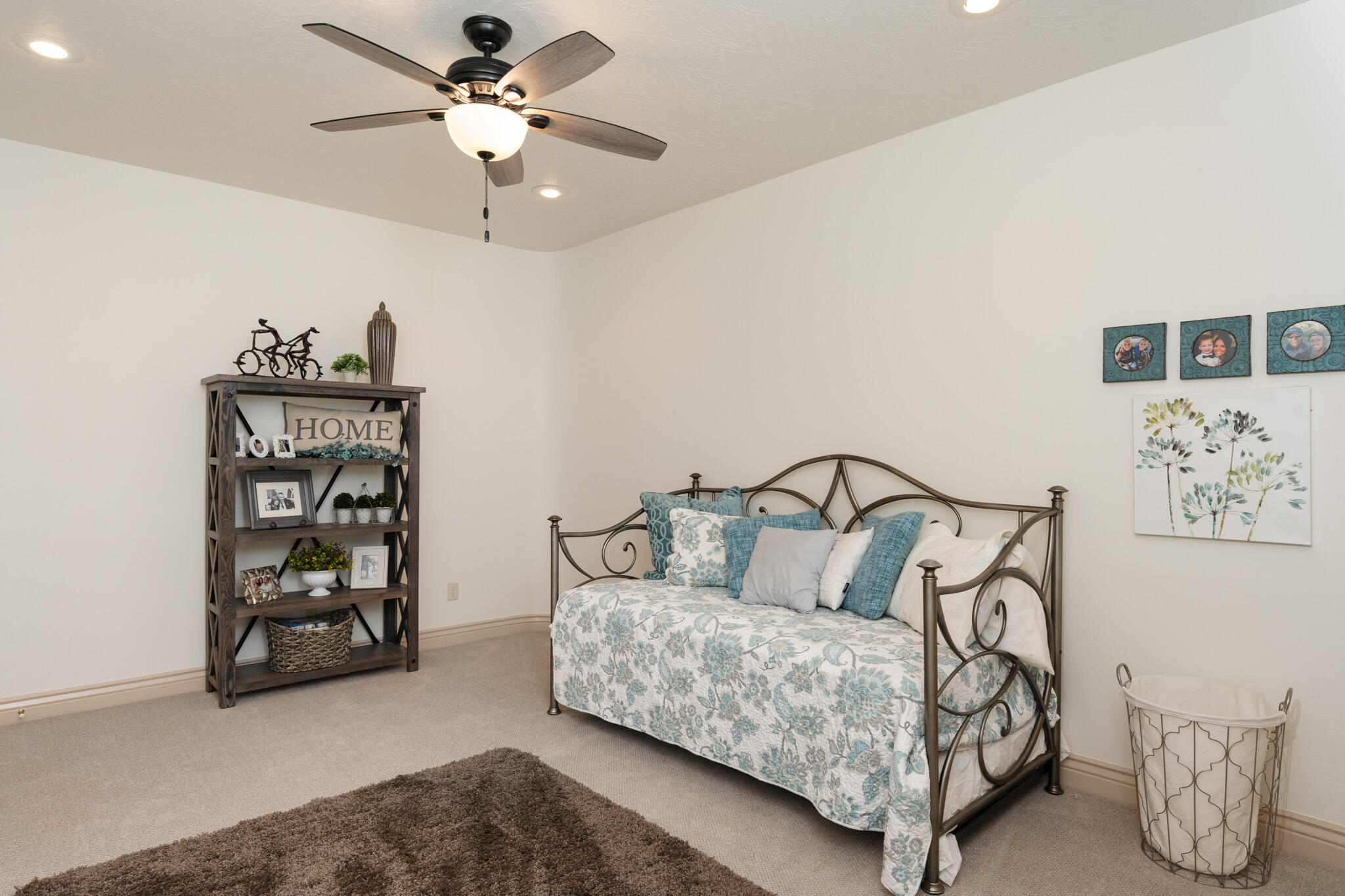SILVER REEF HIGHLANDS - Residential