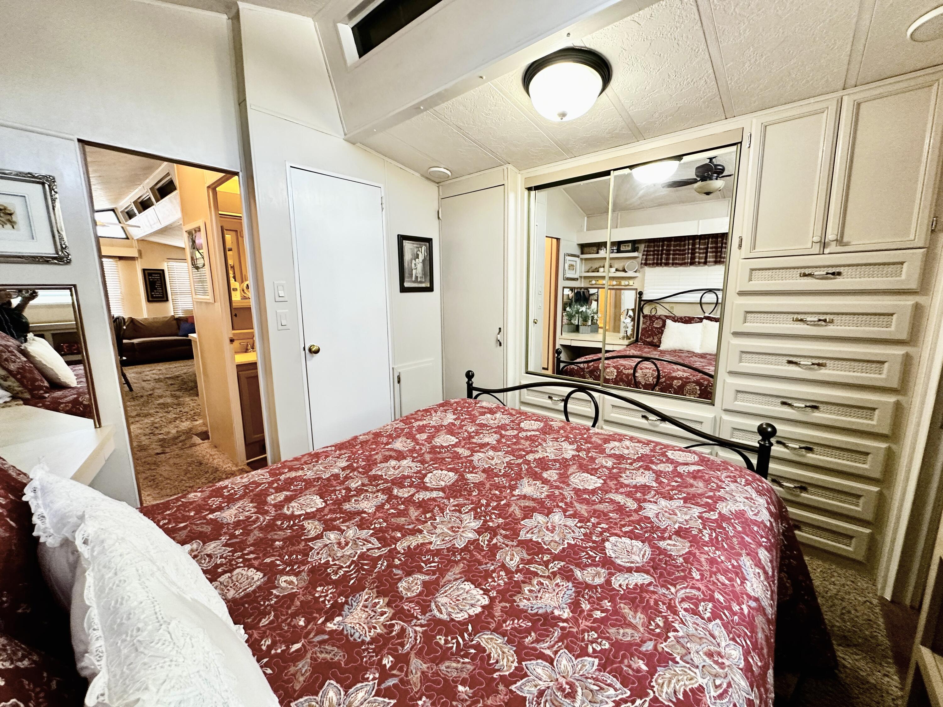 DIXIE DOWNS RV RESORT - Residential