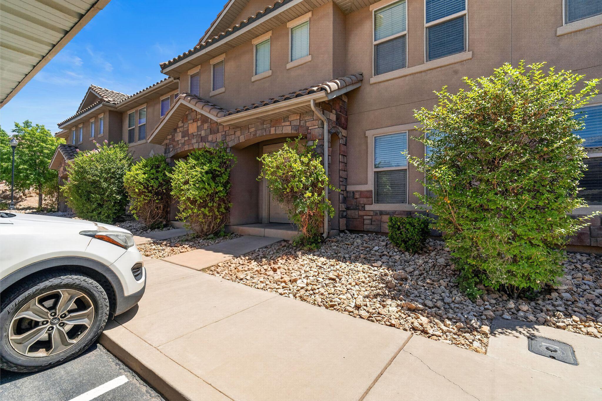 COTTAGES AT FOSSIL HILLS - Residential