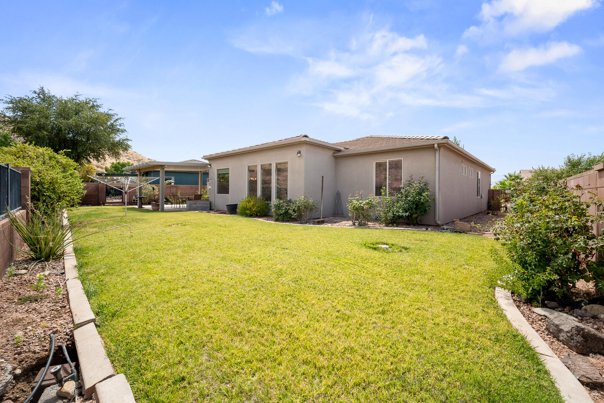 DESERT HILLS - Residential