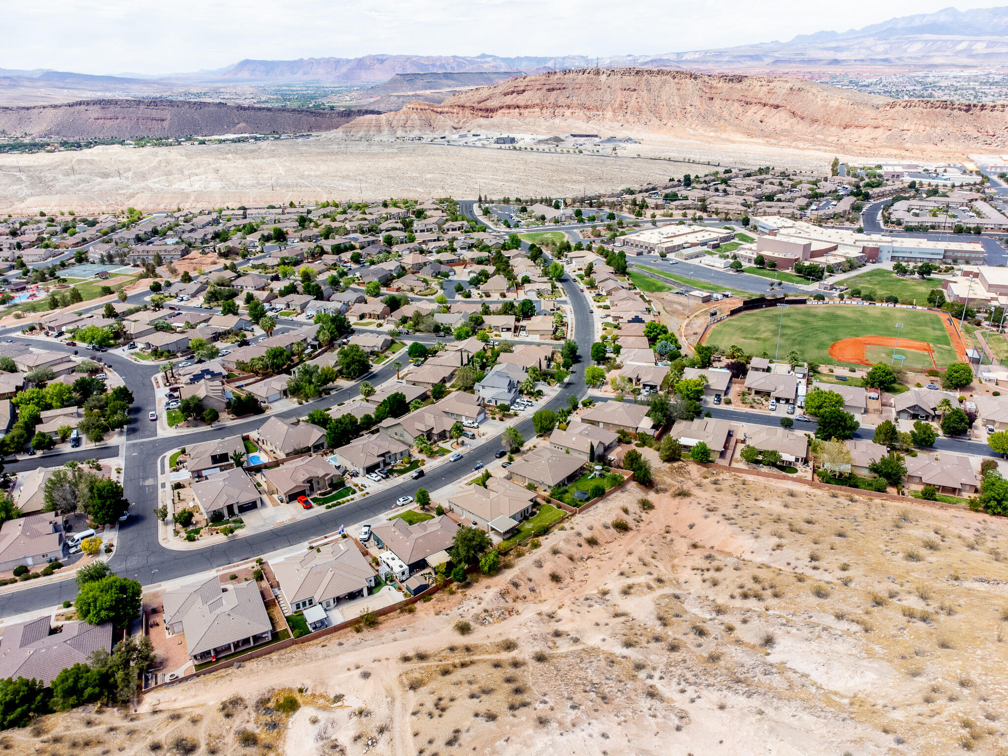 DESERT HILLS - Residential
