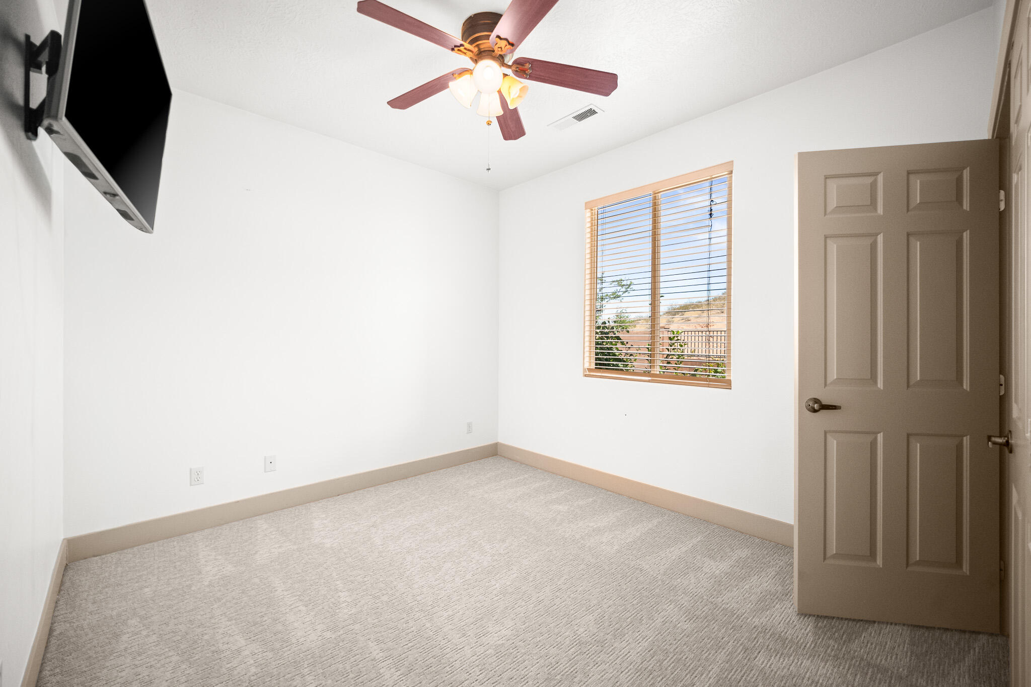 DESERT HILLS - Residential