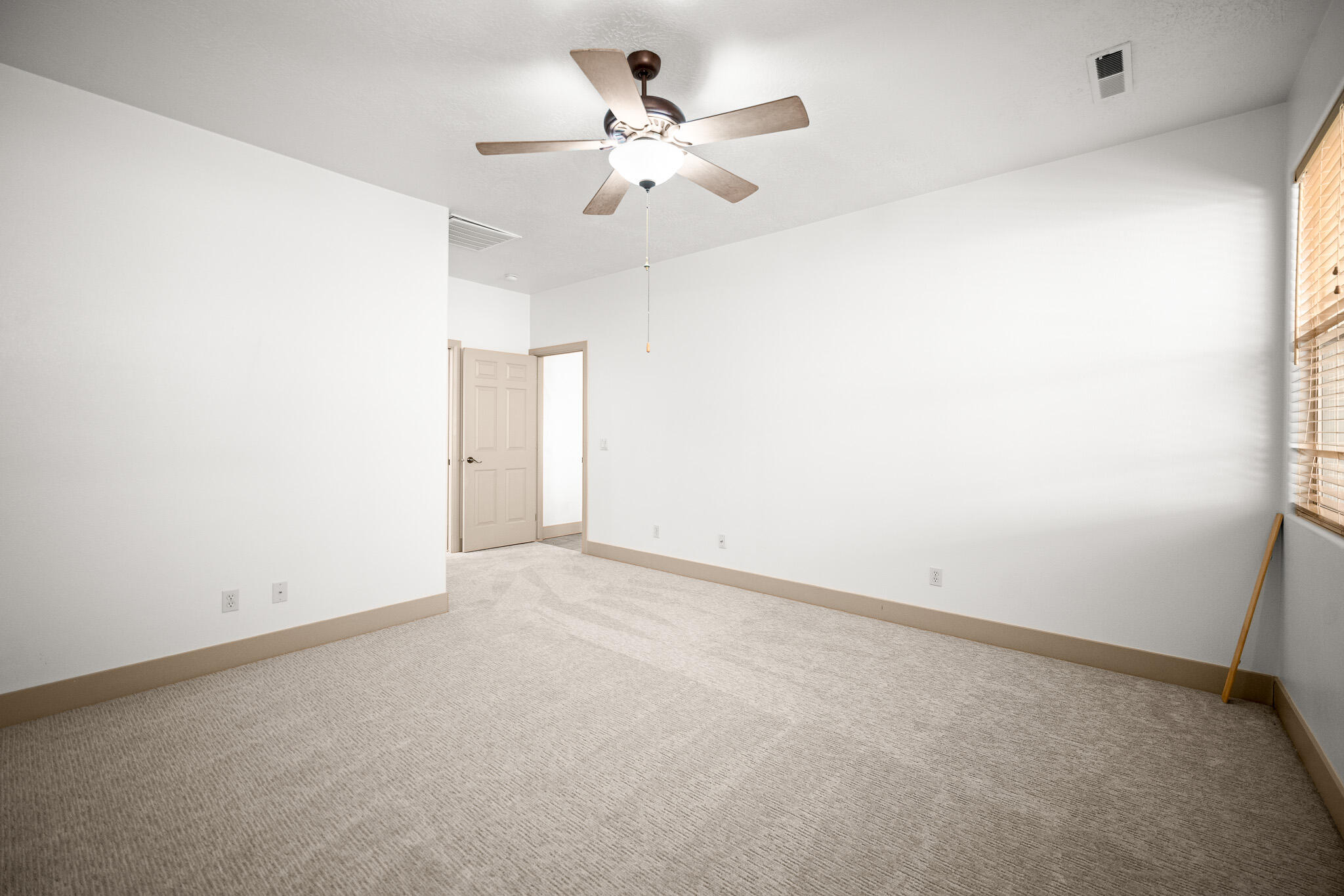 DESERT HILLS - Residential
