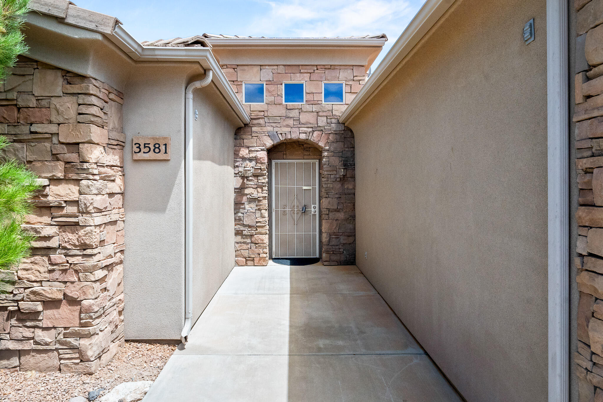 DESERT HILLS - Residential