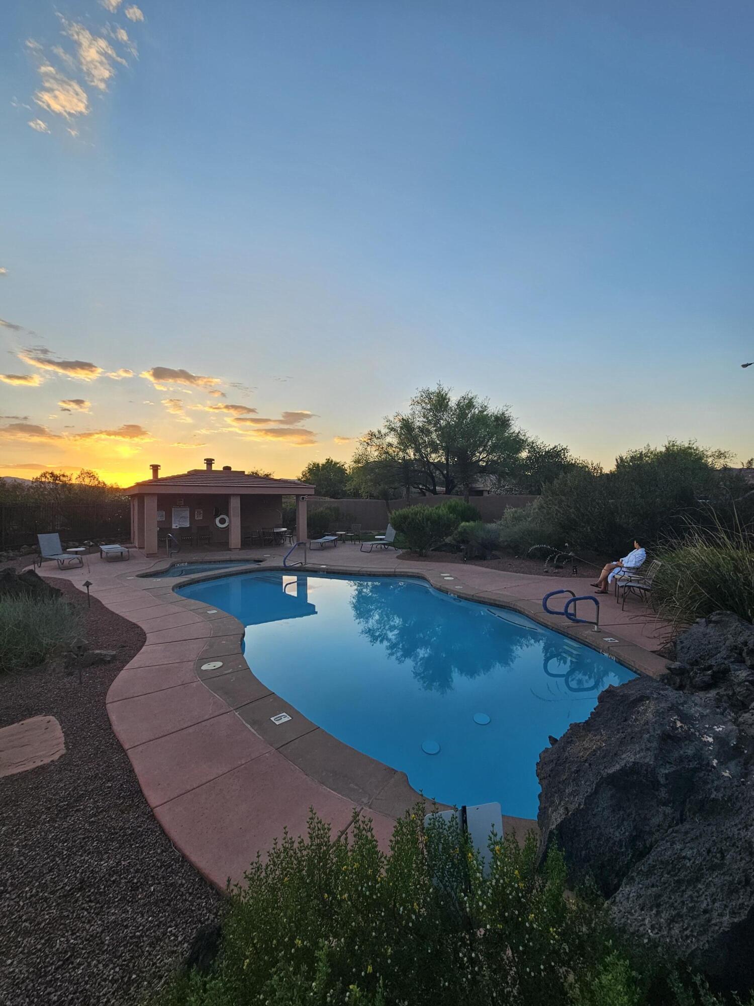ENTRADA SAND POINT - Residential