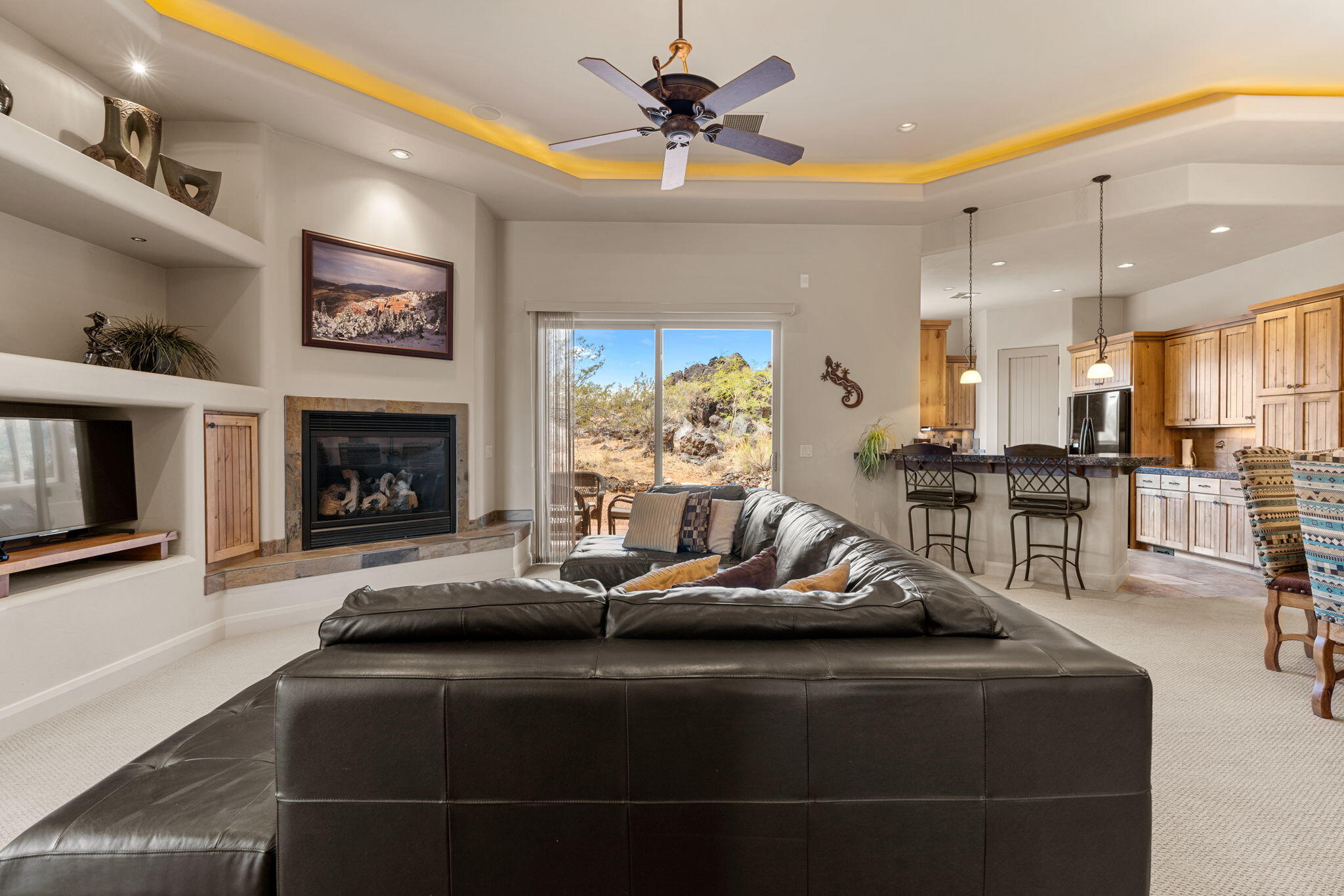 ENTRADA SAND POINT - Residential