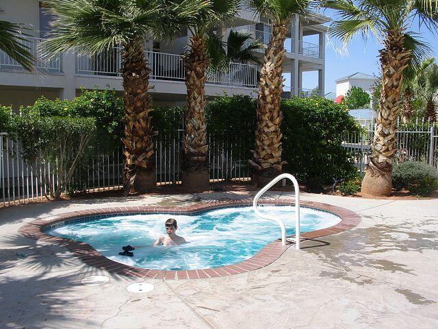 LAS PALMAS RESORT CONDOS - Residential