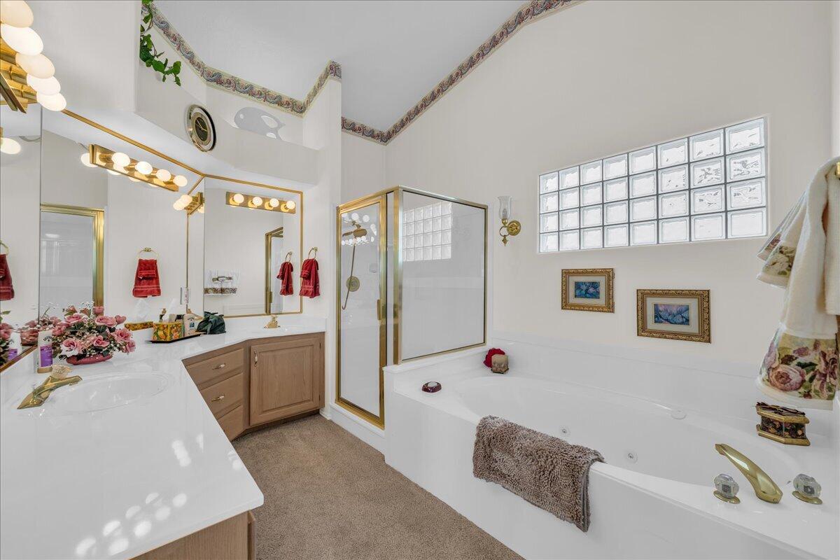 WEST SPRINGS TOWNHOMES - Residential