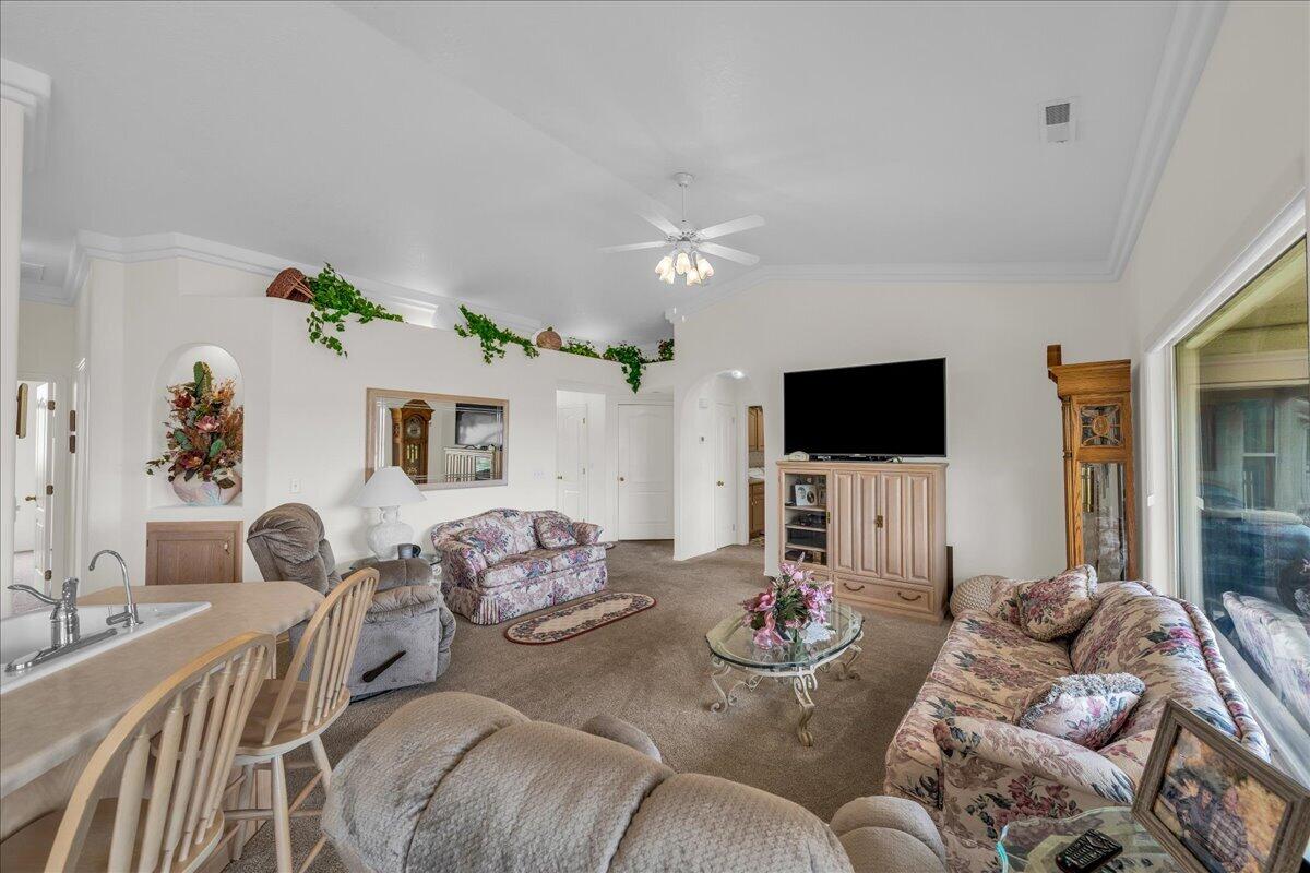 WEST SPRINGS TOWNHOMES - Residential