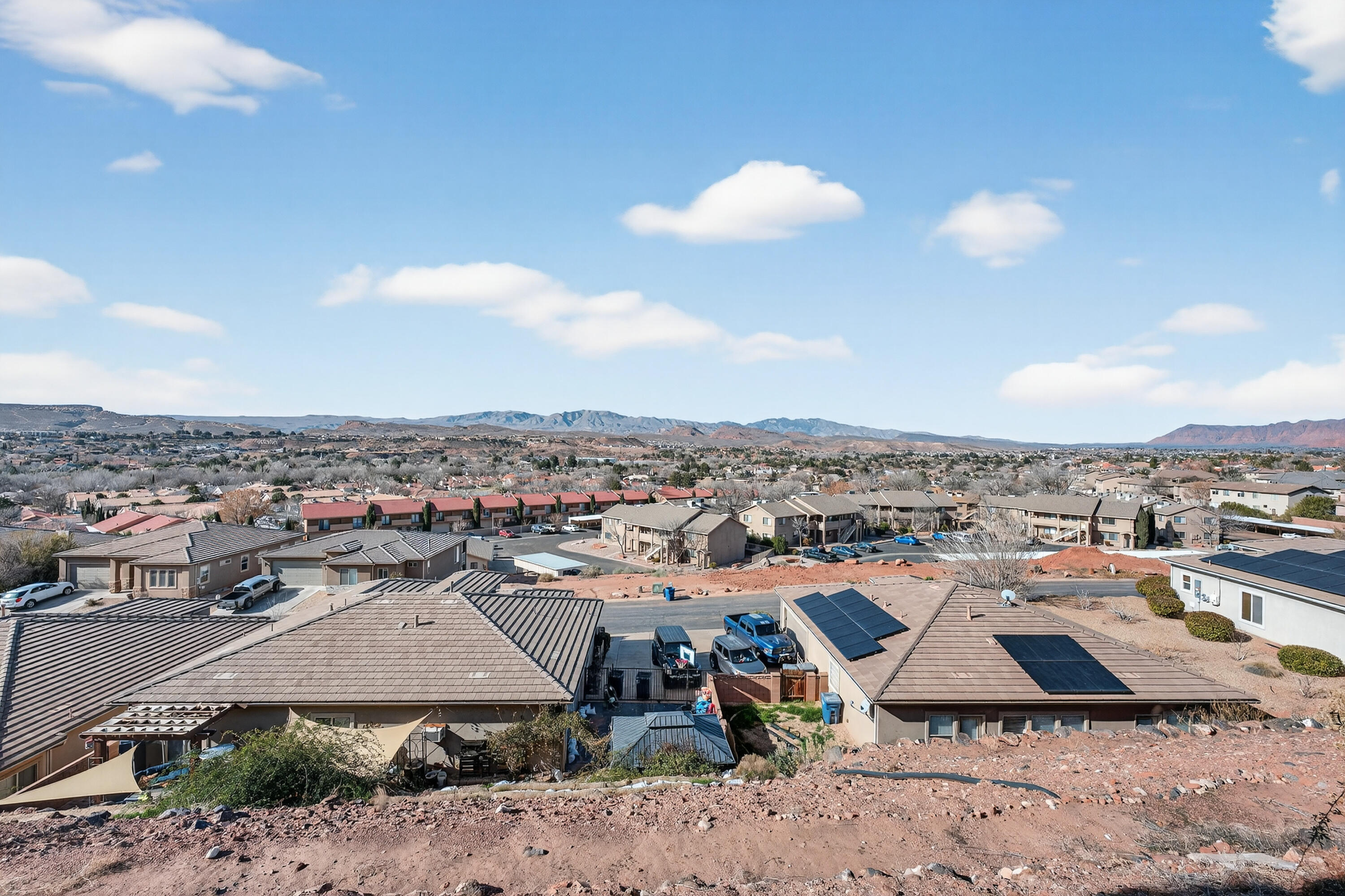 SHADOW MOUNTAIN TOWNHOMES - Residential
