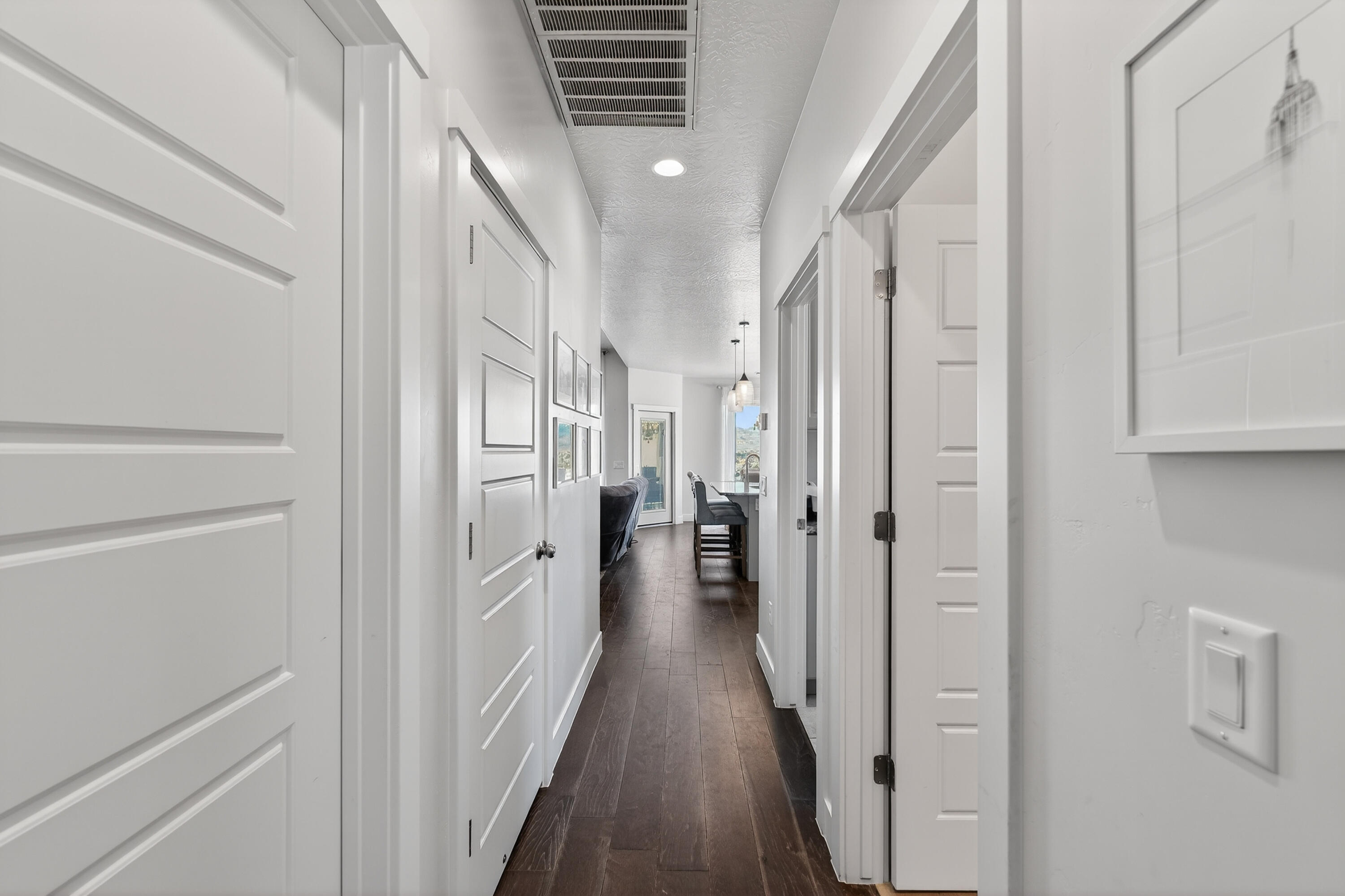 SHADOW MOUNTAIN TOWNHOMES - Residential