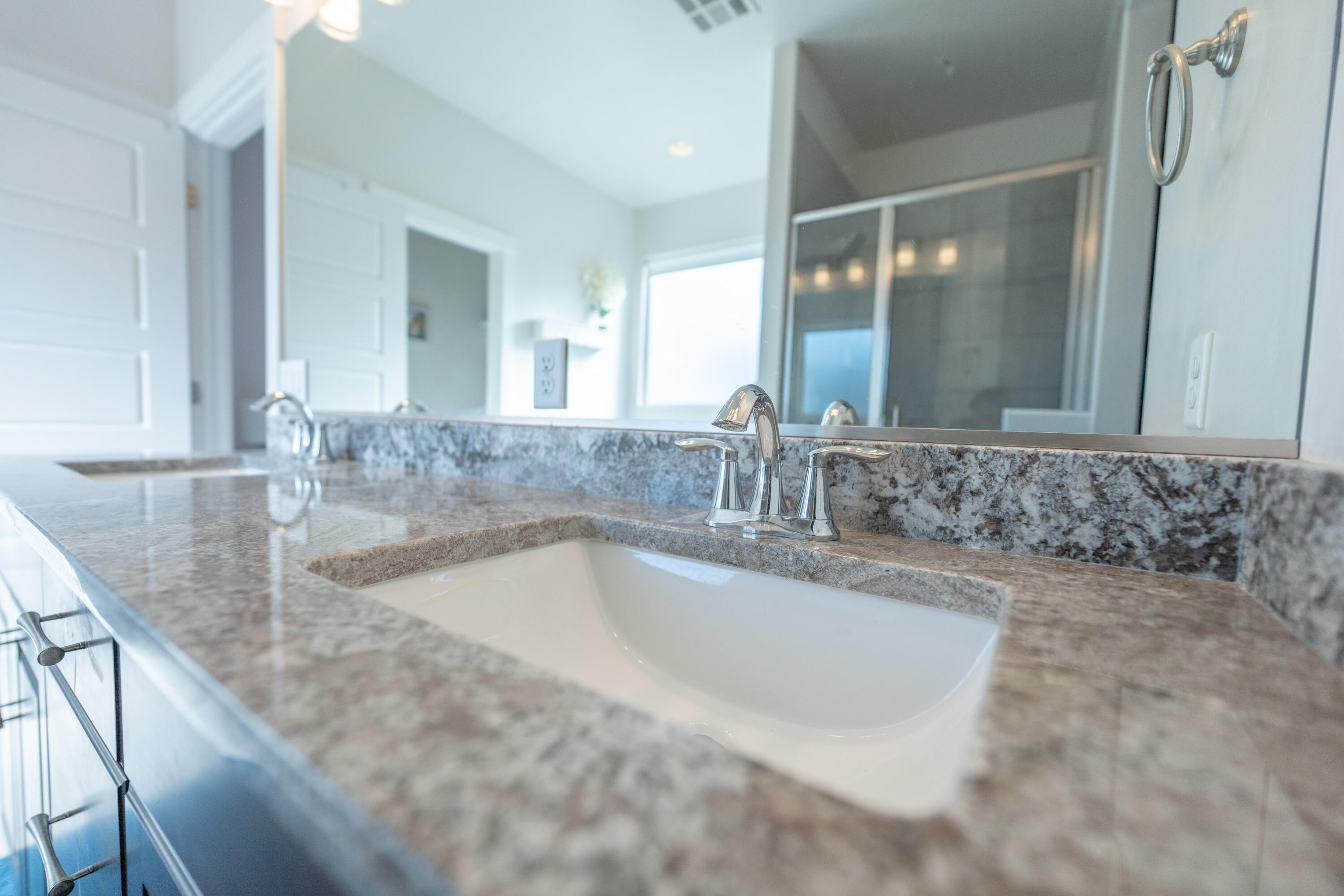 SHADOW MOUNTAIN TOWNHOMES - Residential