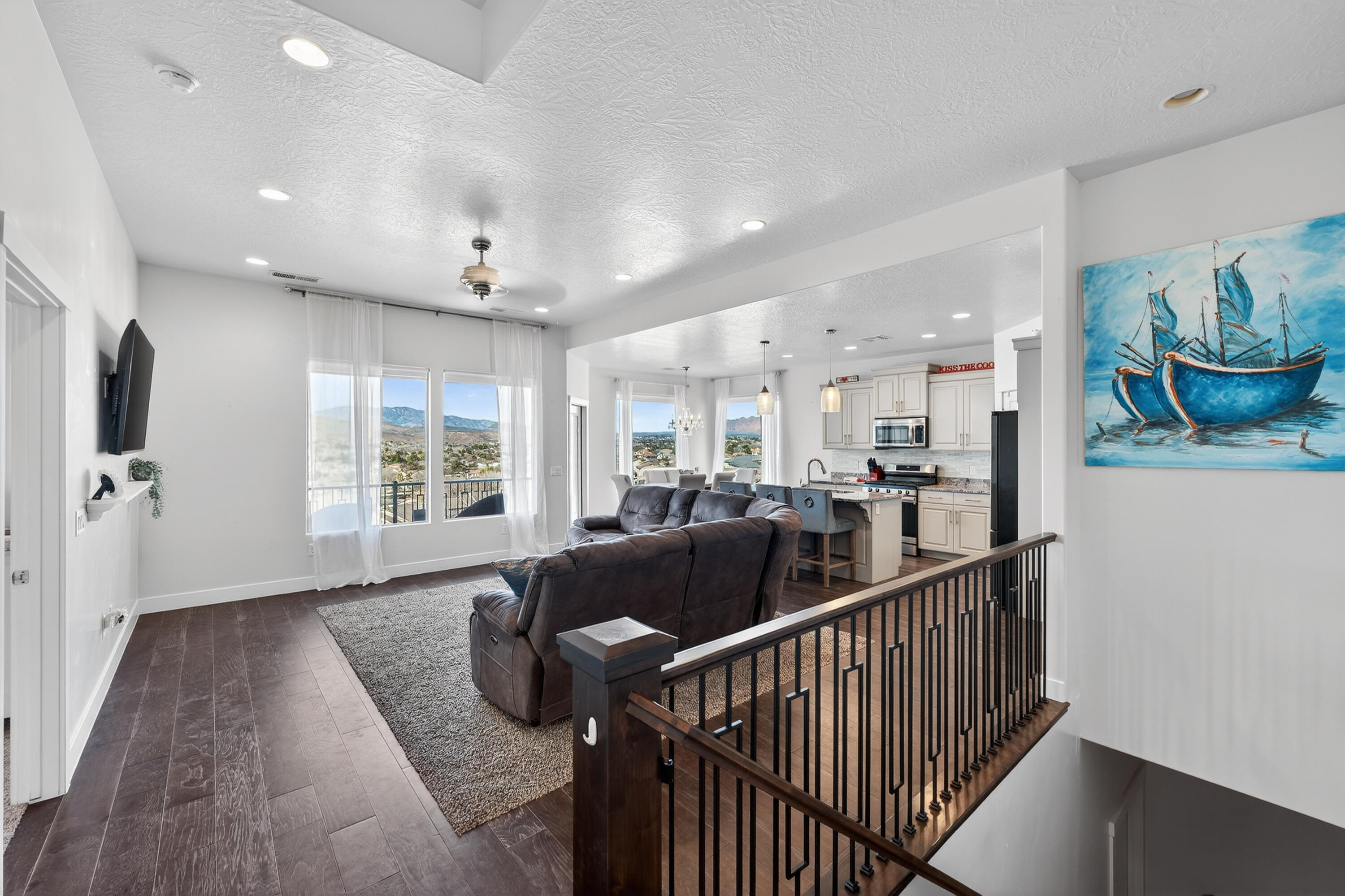 SHADOW MOUNTAIN TOWNHOMES - Residential