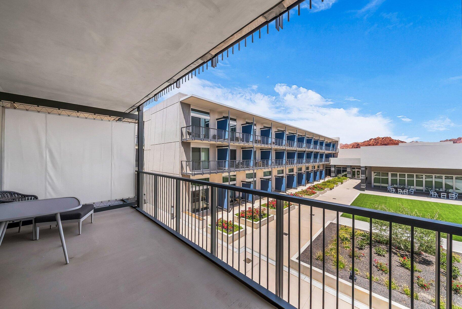 BLACK DESERT RESORT - Residential