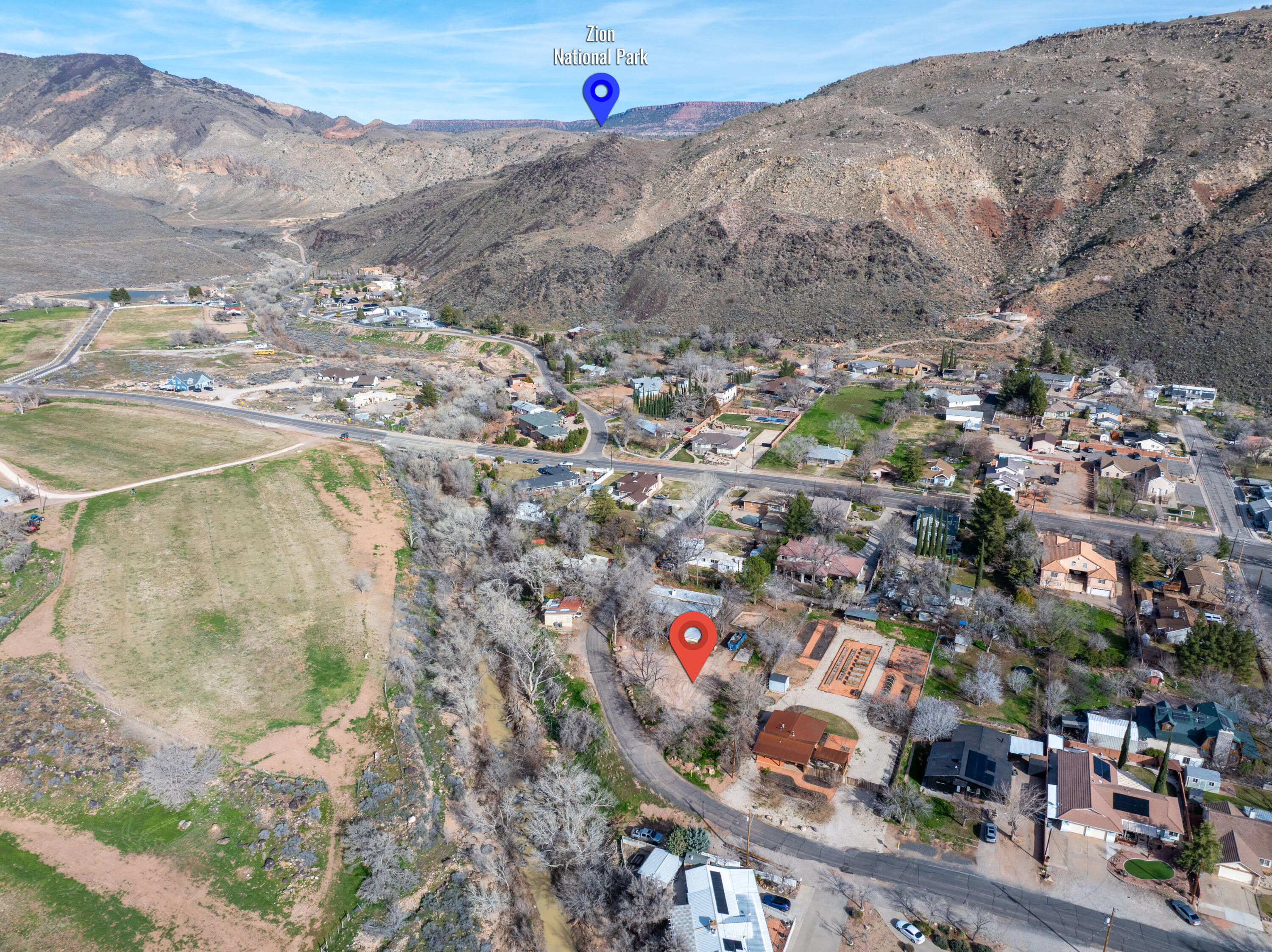 TOQUERVILLE TOWNSITE - Land