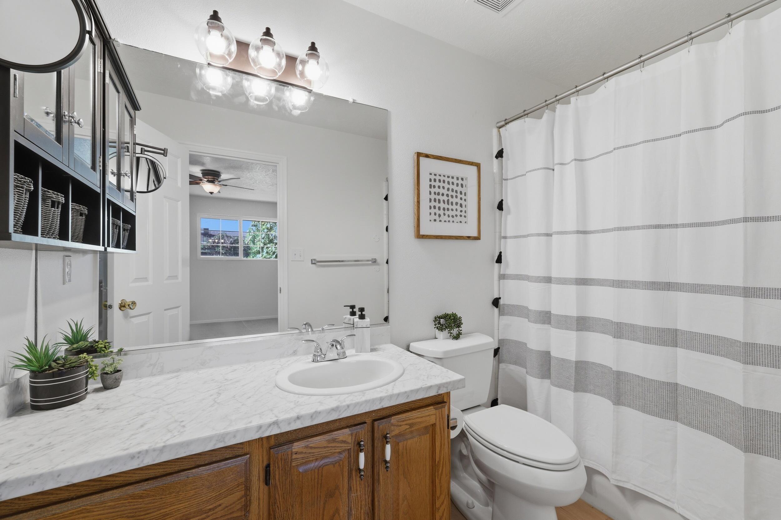 HERITAGE LANE TOWNHOMES - Residential
