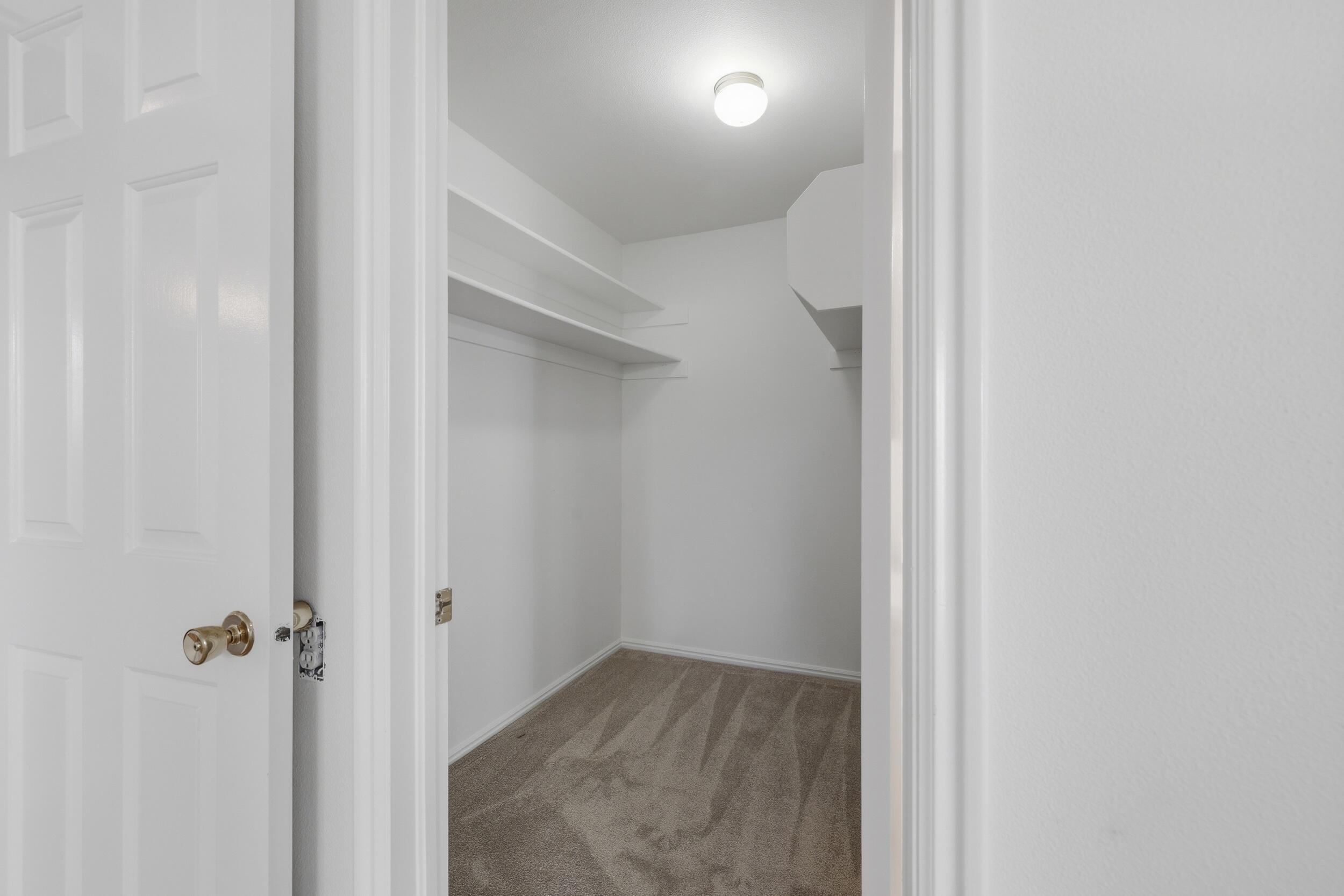 HERITAGE LANE TOWNHOMES - Residential